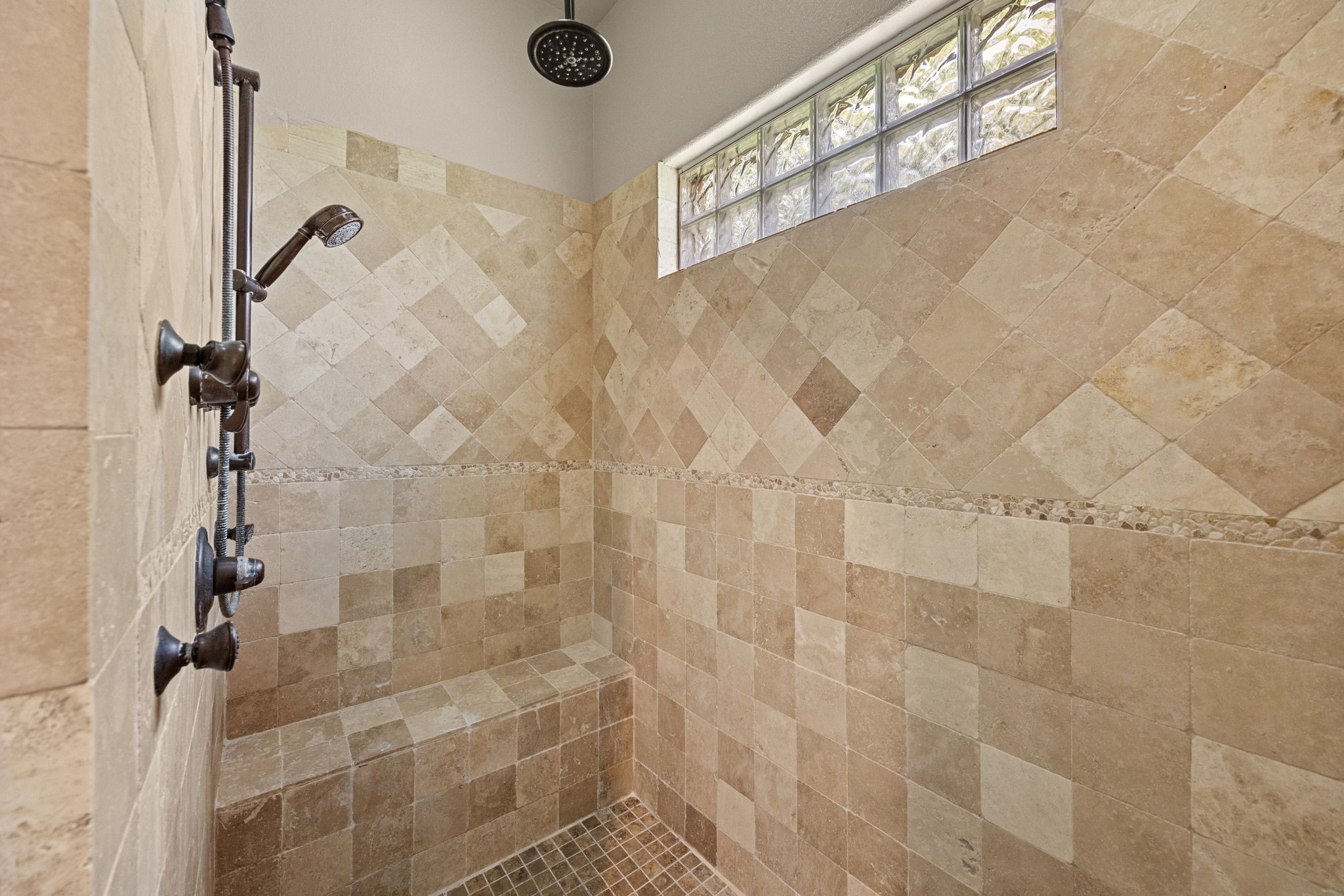 3215 Wellspring Lake Drive Property Photo 28