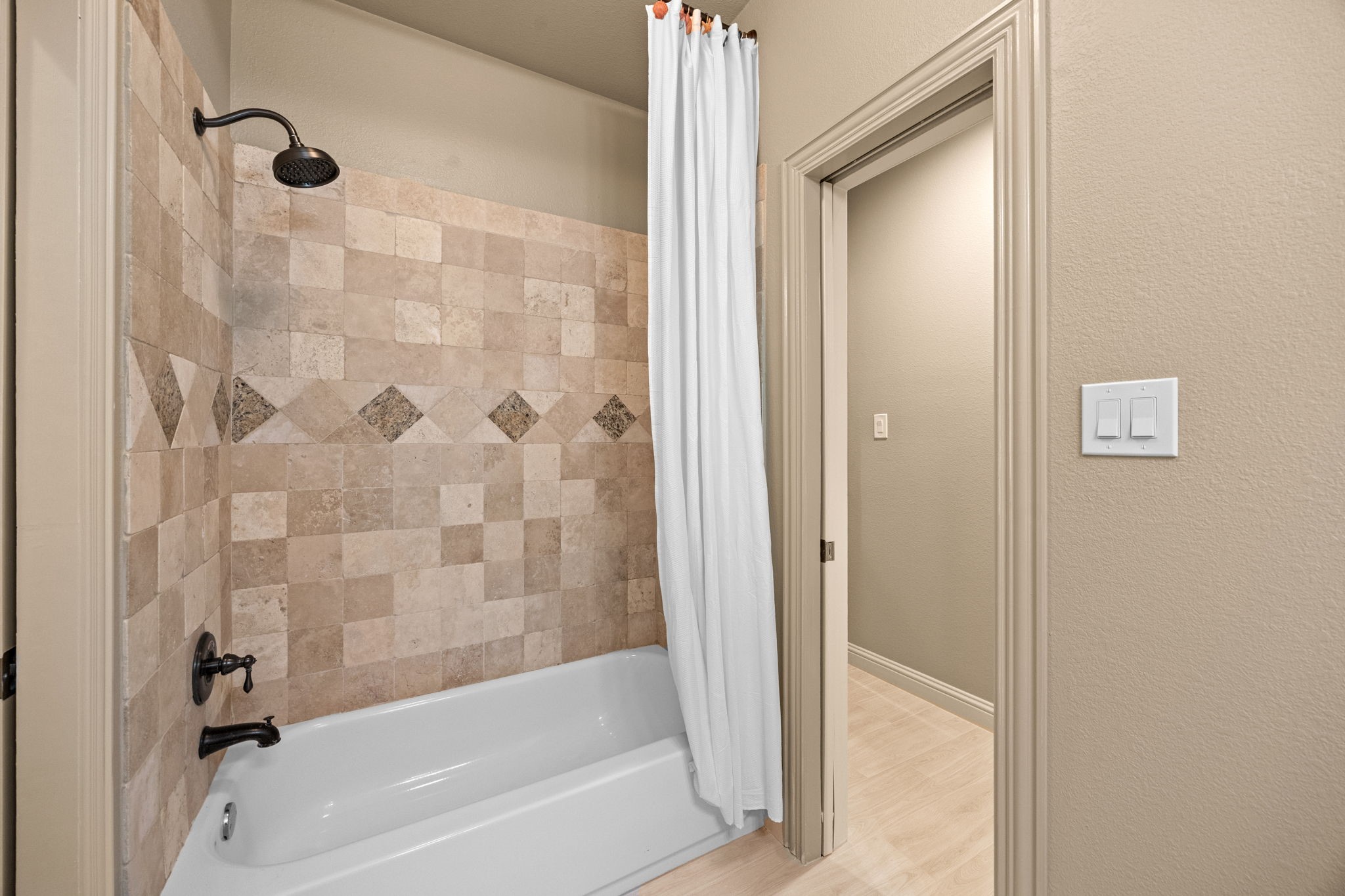 3215 Wellspring Lake Drive Property Photo 38