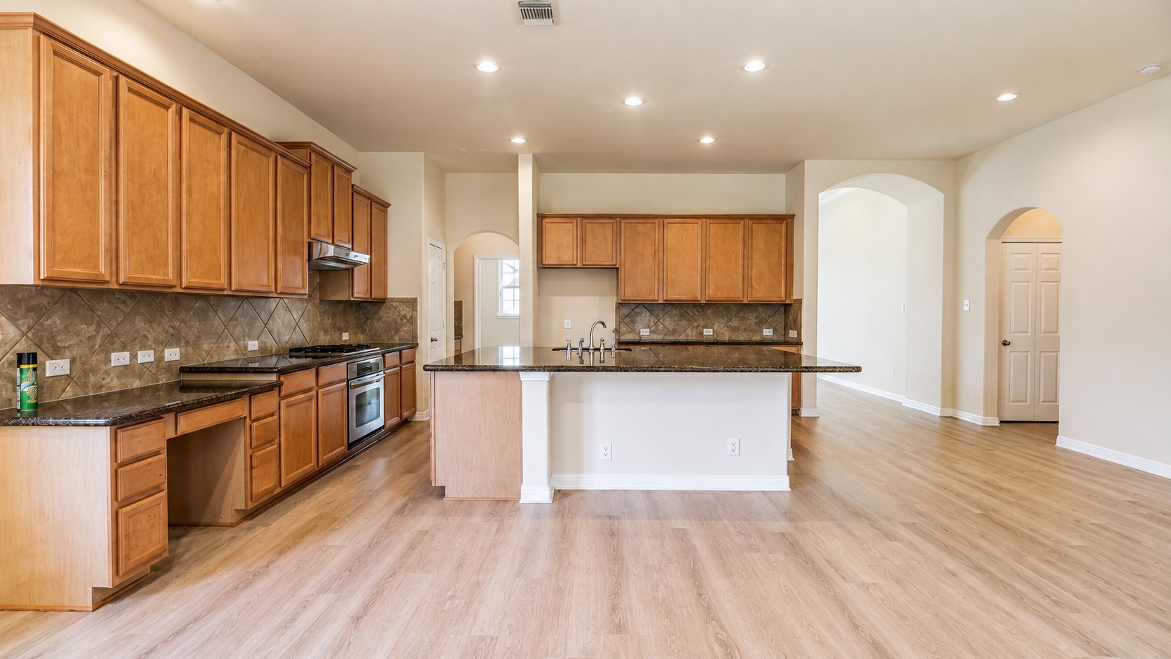 8814 Sunrise Terrace Lane Property Photo 3