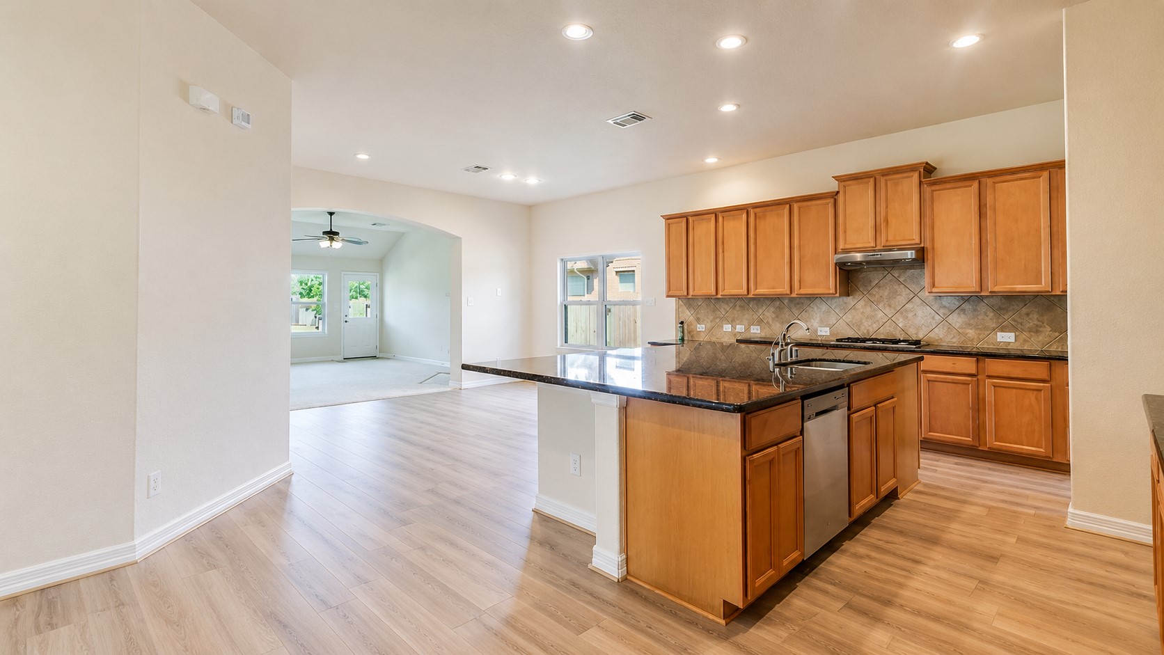 8814 Sunrise Terrace Lane Property Photo 11