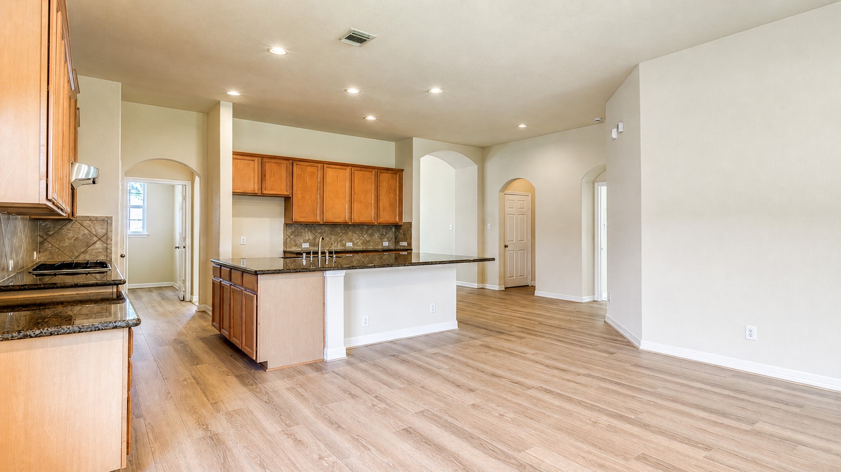 8814 Sunrise Terrace Lane Property Photo 12