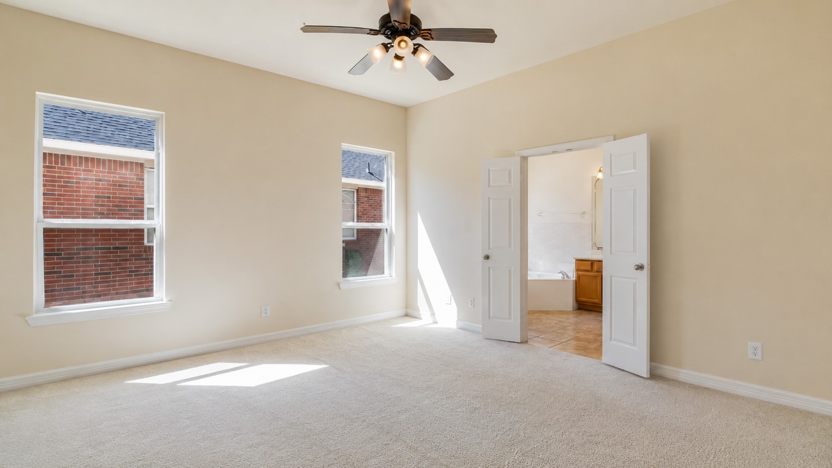 8814 Sunrise Terrace Lane Property Photo 15