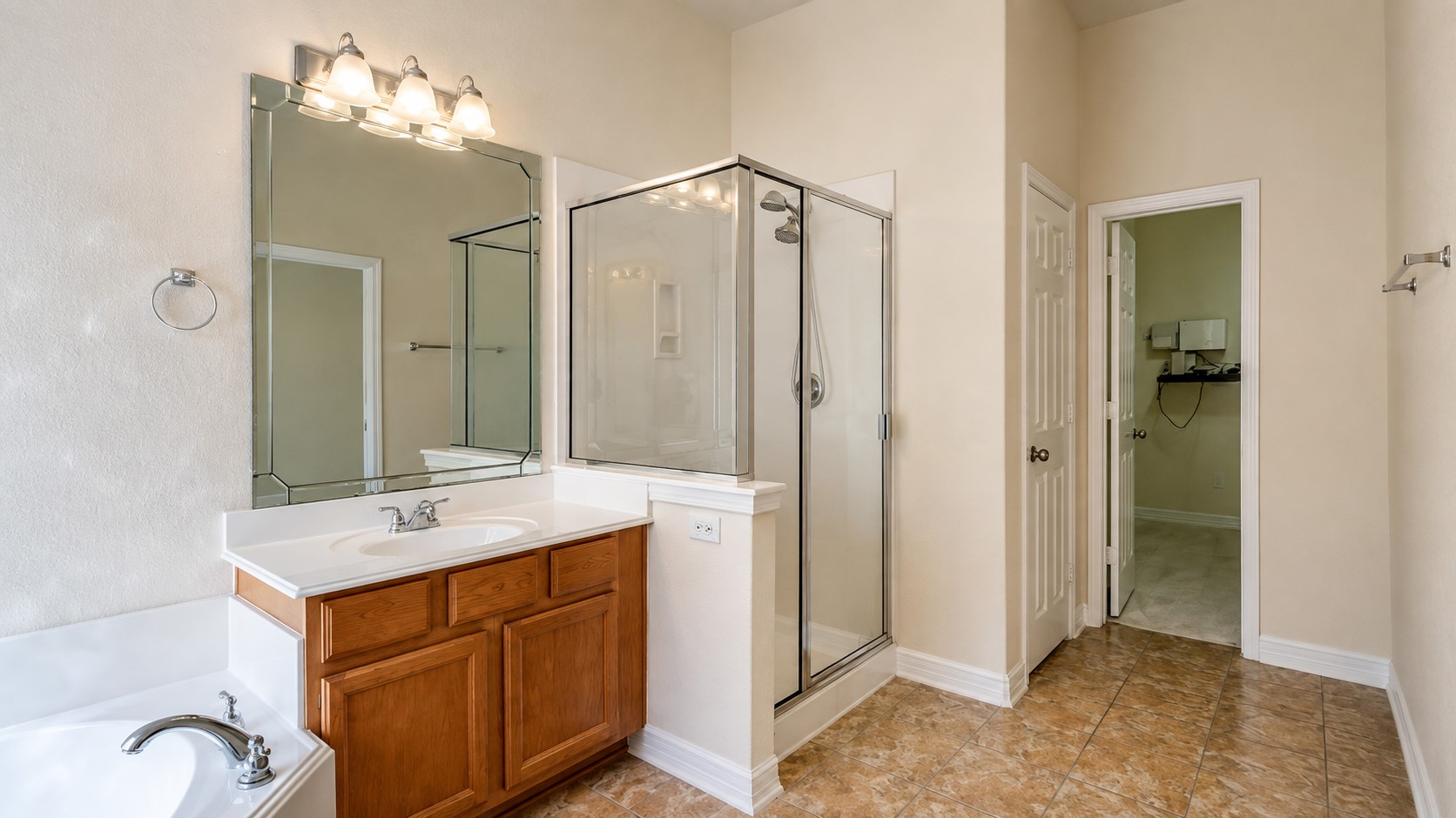 8814 Sunrise Terrace Lane Property Photo 17