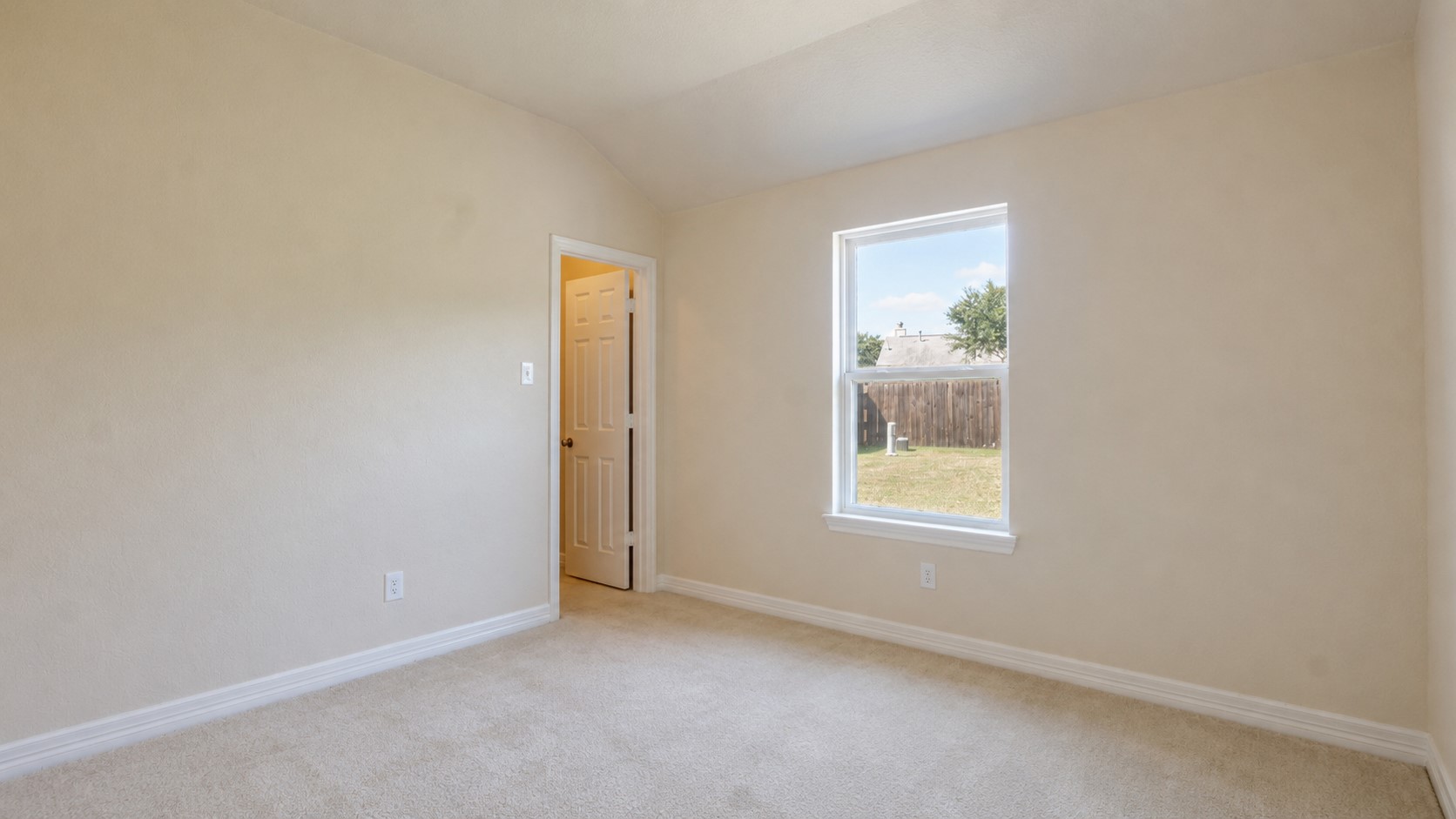 8814 Sunrise Terrace Lane Property Photo 24