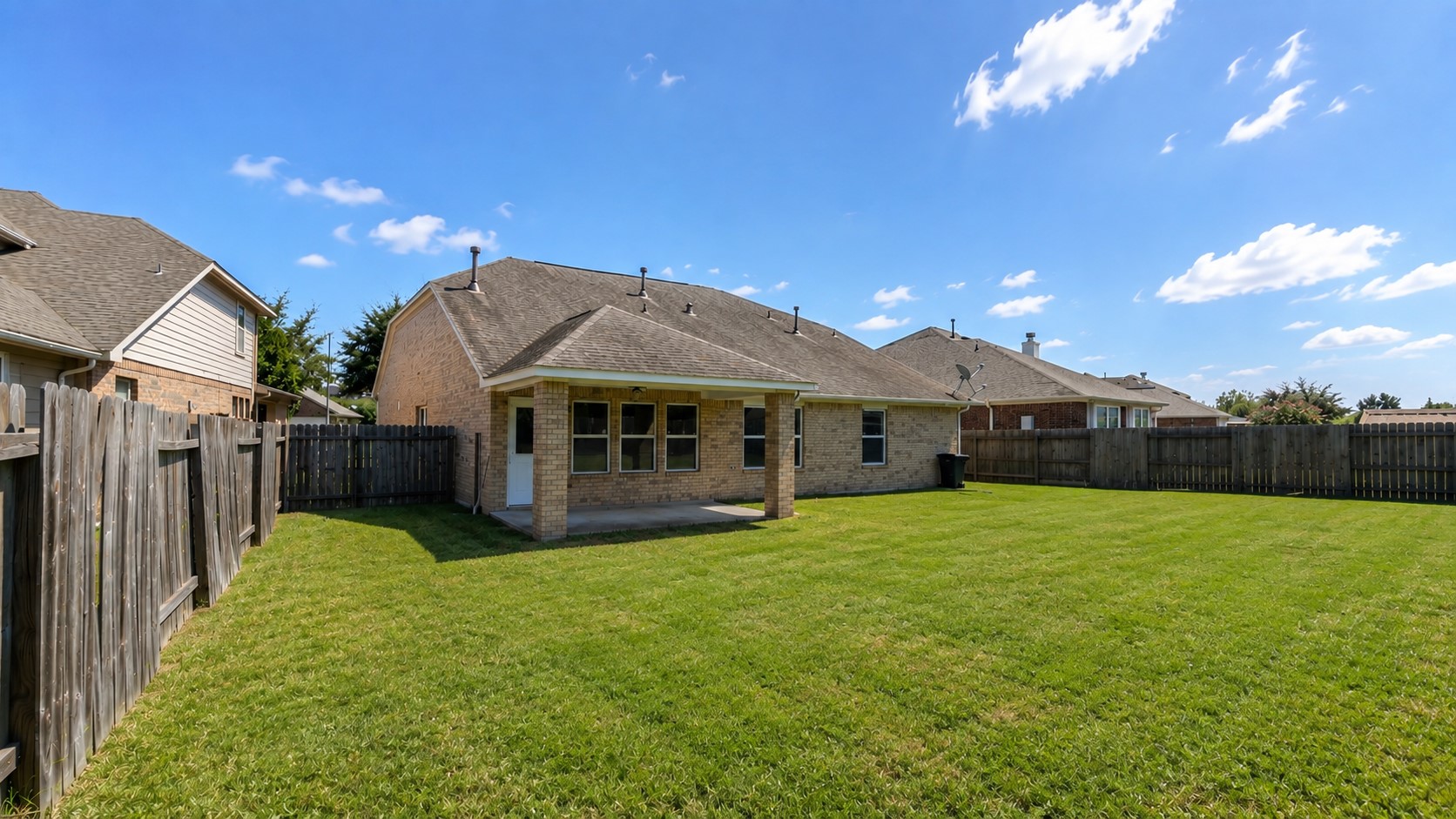 8814 Sunrise Terrace Lane Property Photo 28