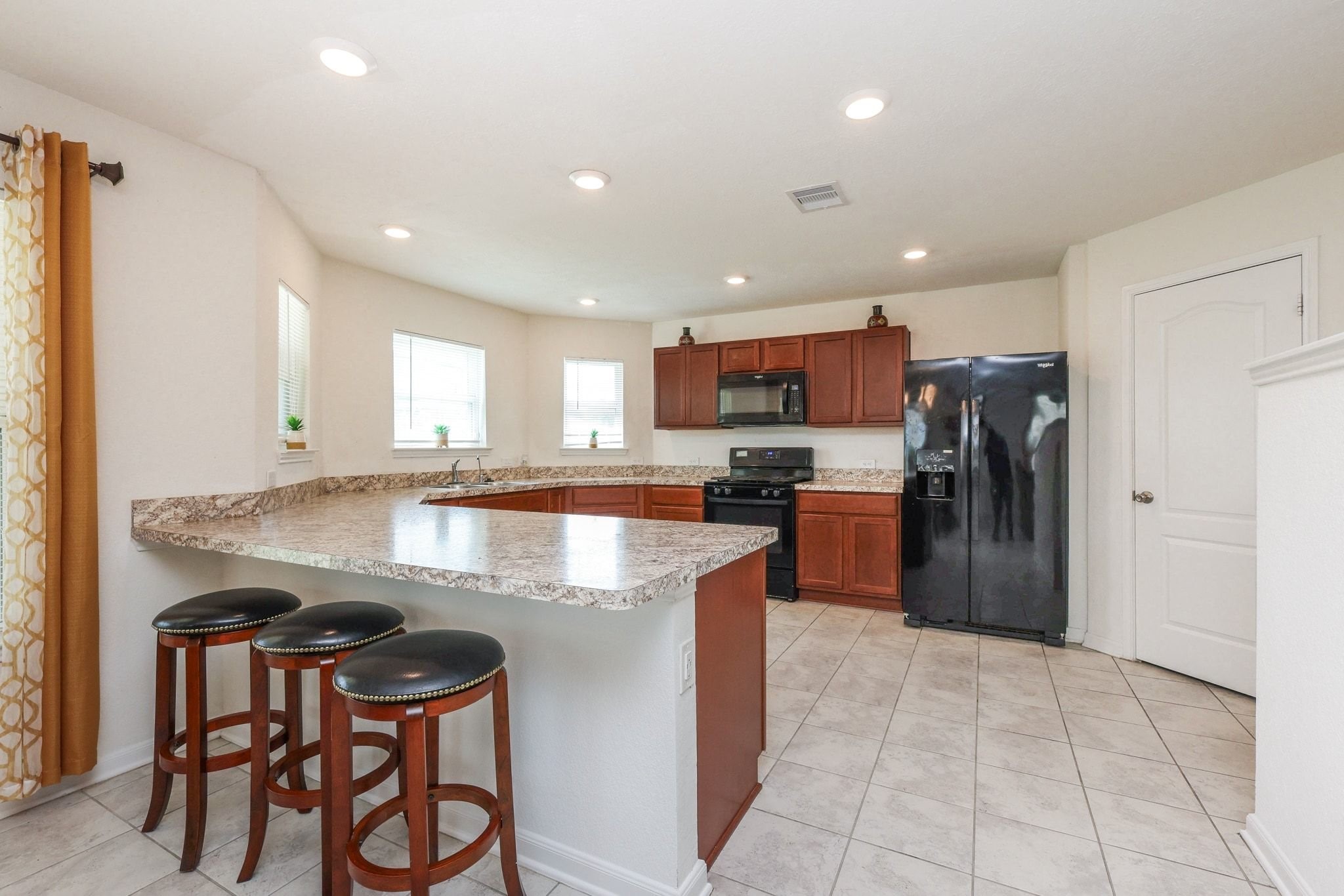 2507 White Bluff Lane Property Photo 6