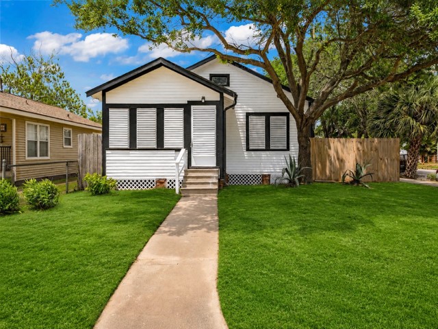 4102 Ursuline Street Property Photo 1