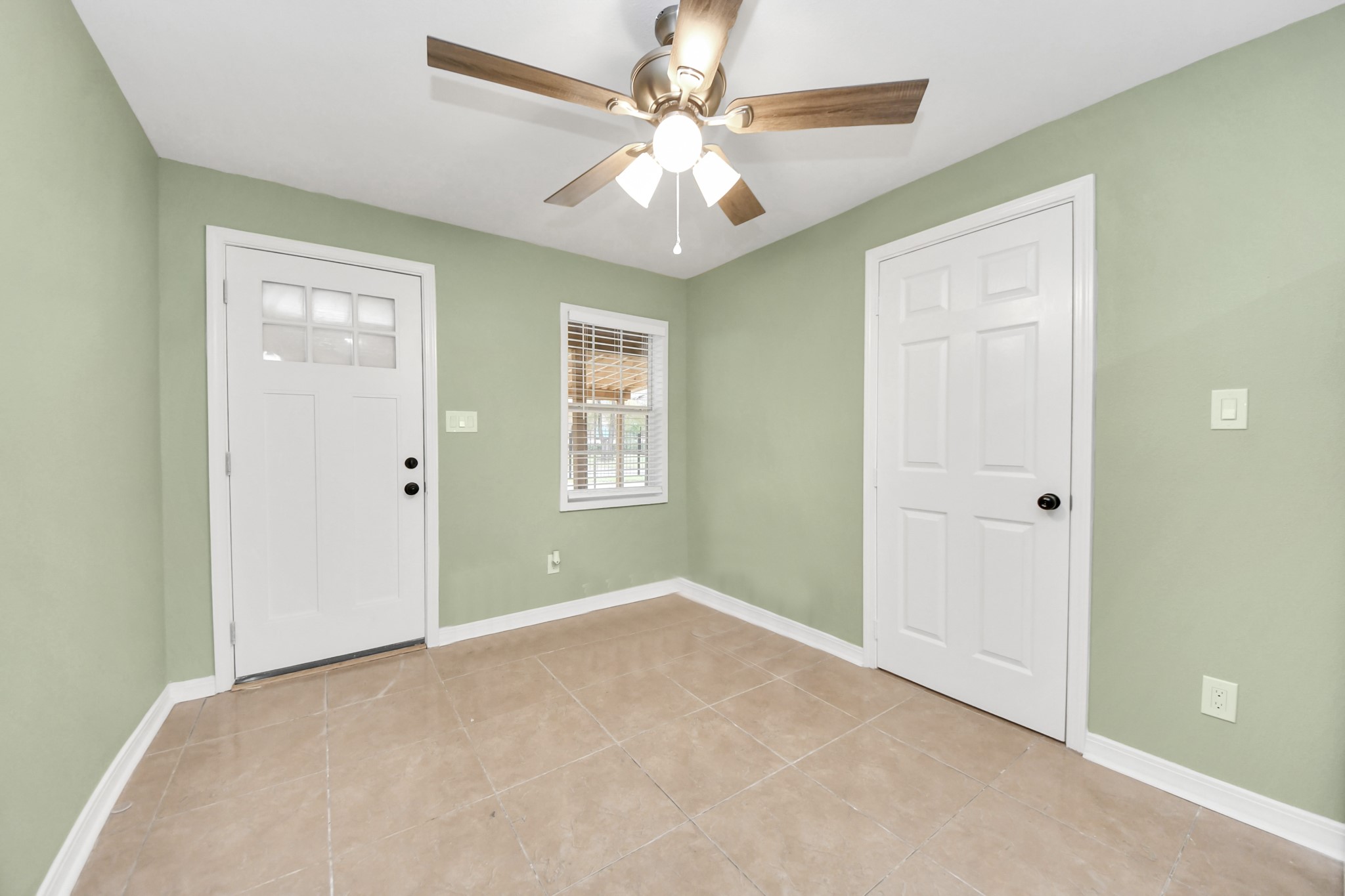 4102 Engelke Street Property Photo 20