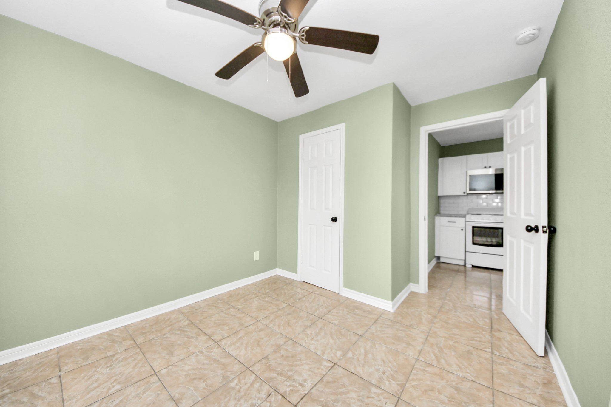4102 Engelke Street Property Photo 31