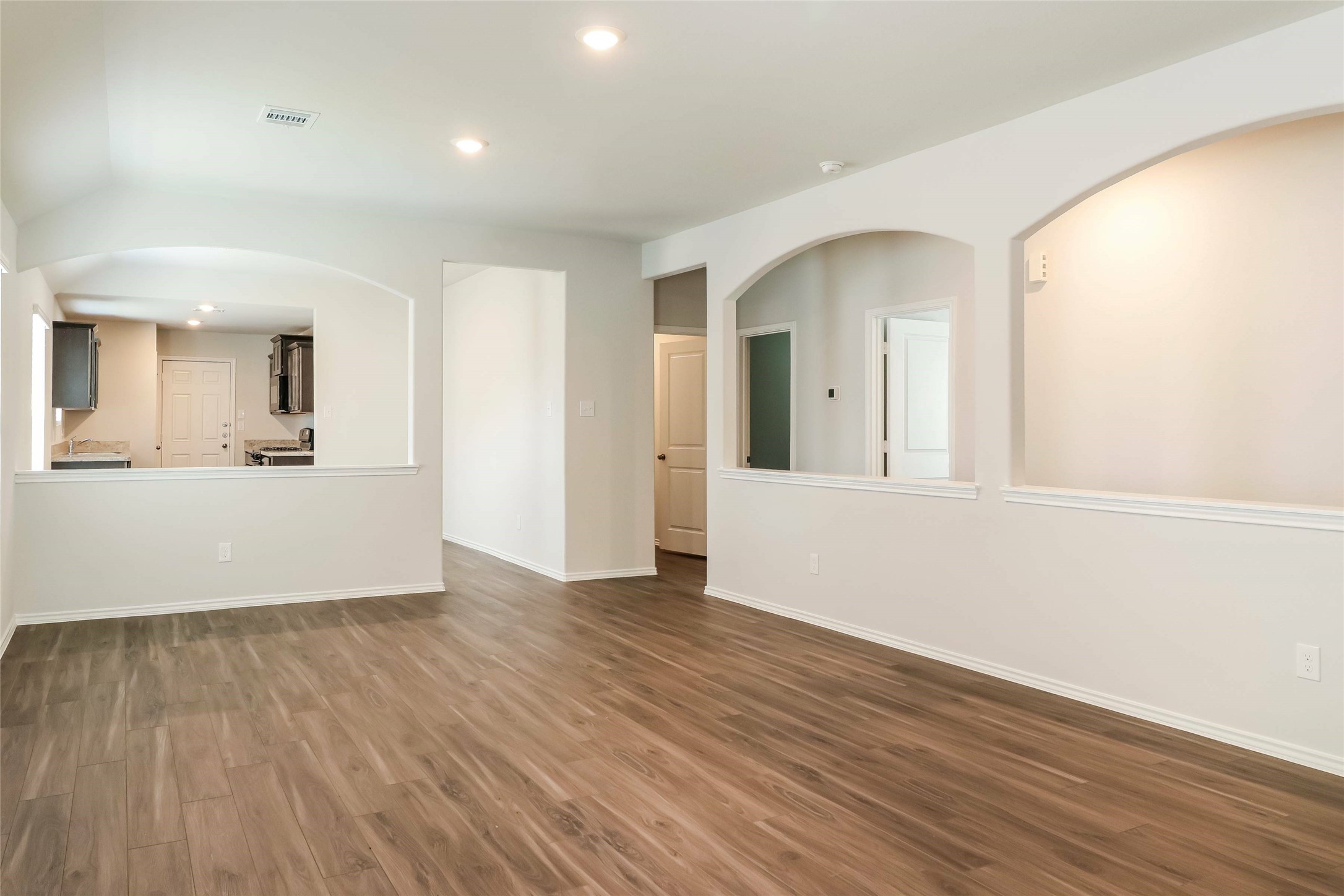 2418 Flathead Drive Property Photo 9