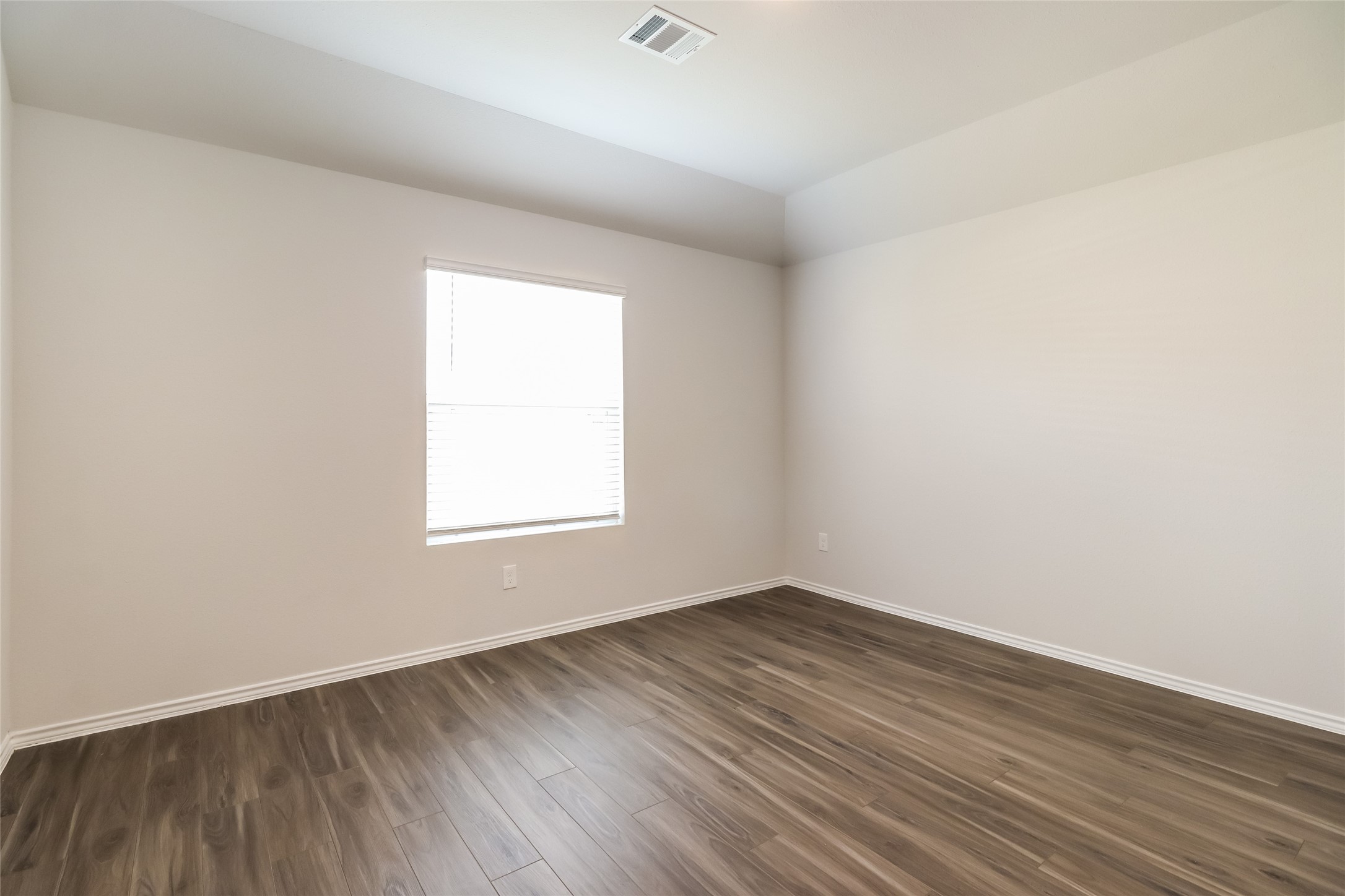 2418 Flathead Drive Property Photo 14