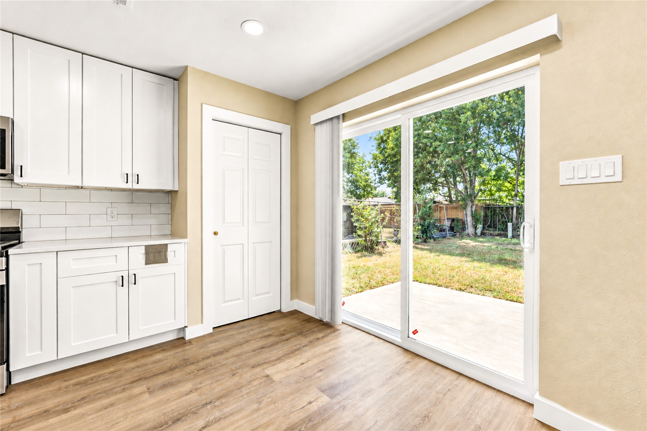 12118 Jutland Road Property Photo 8