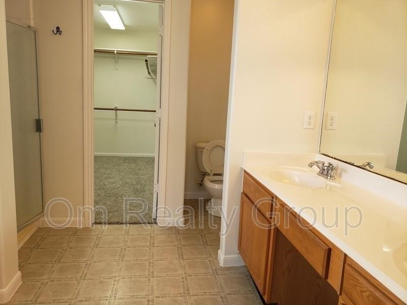 6655 Stonefort Ct Property Photo 12