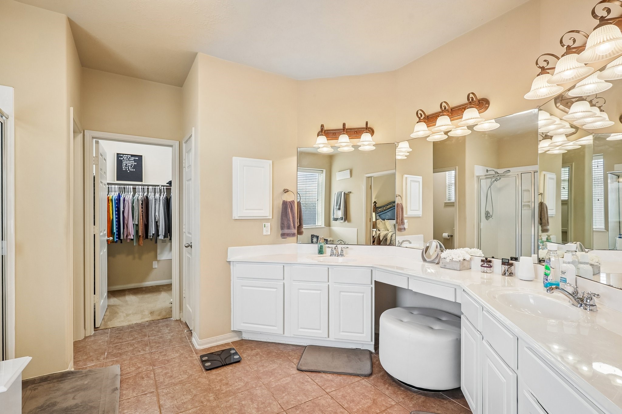 4731 Maple Creek Drive Property Photo 12