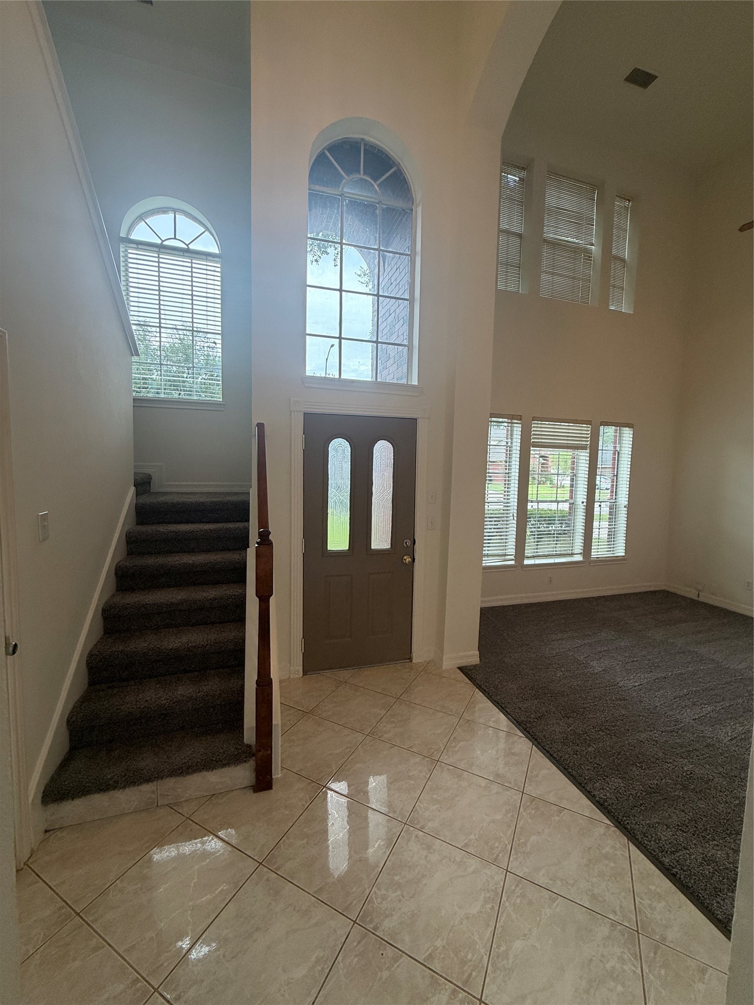 4163 Surreydon Drive Property Photo 8