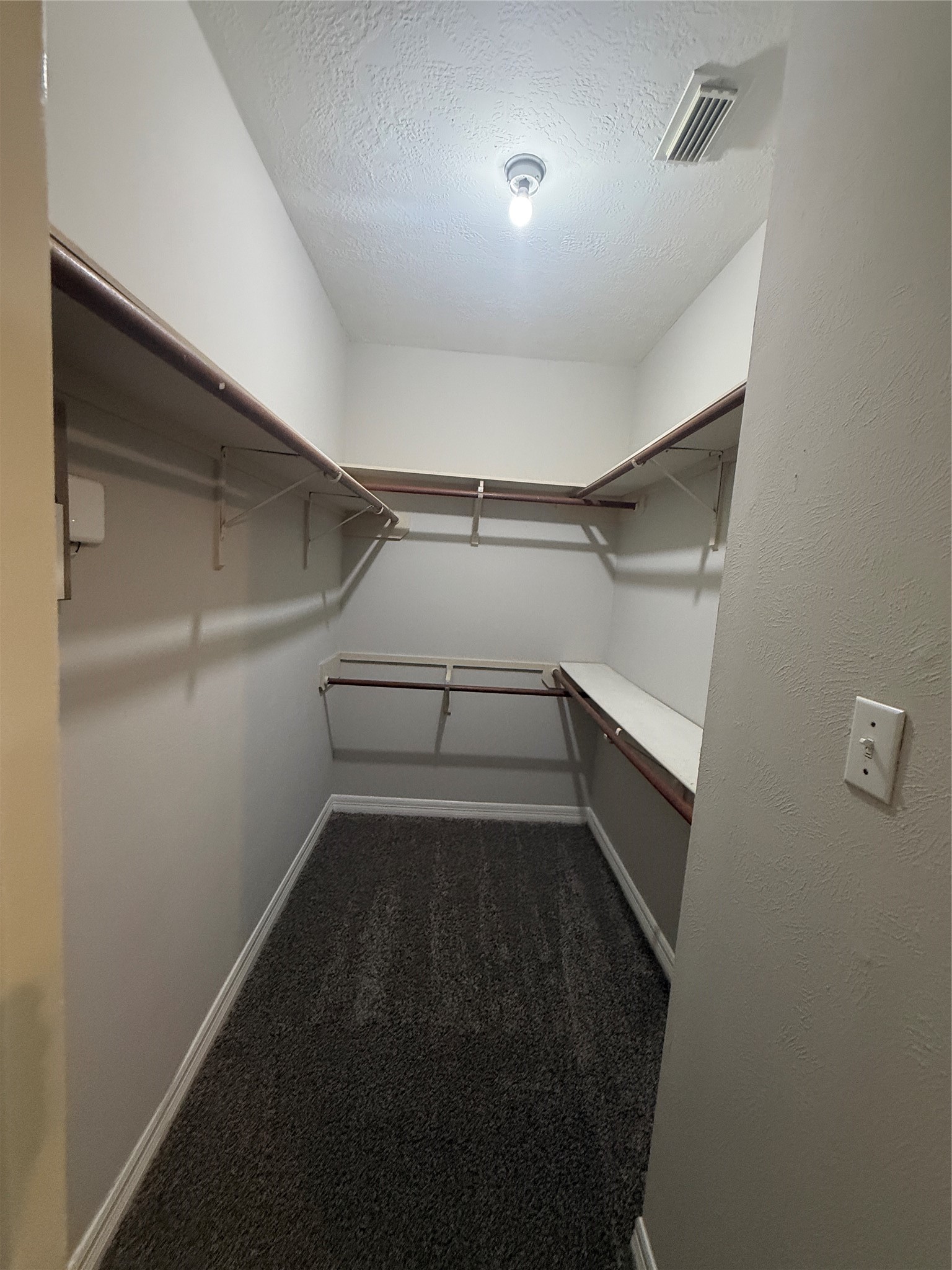 4163 Surreydon Drive Property Photo 25