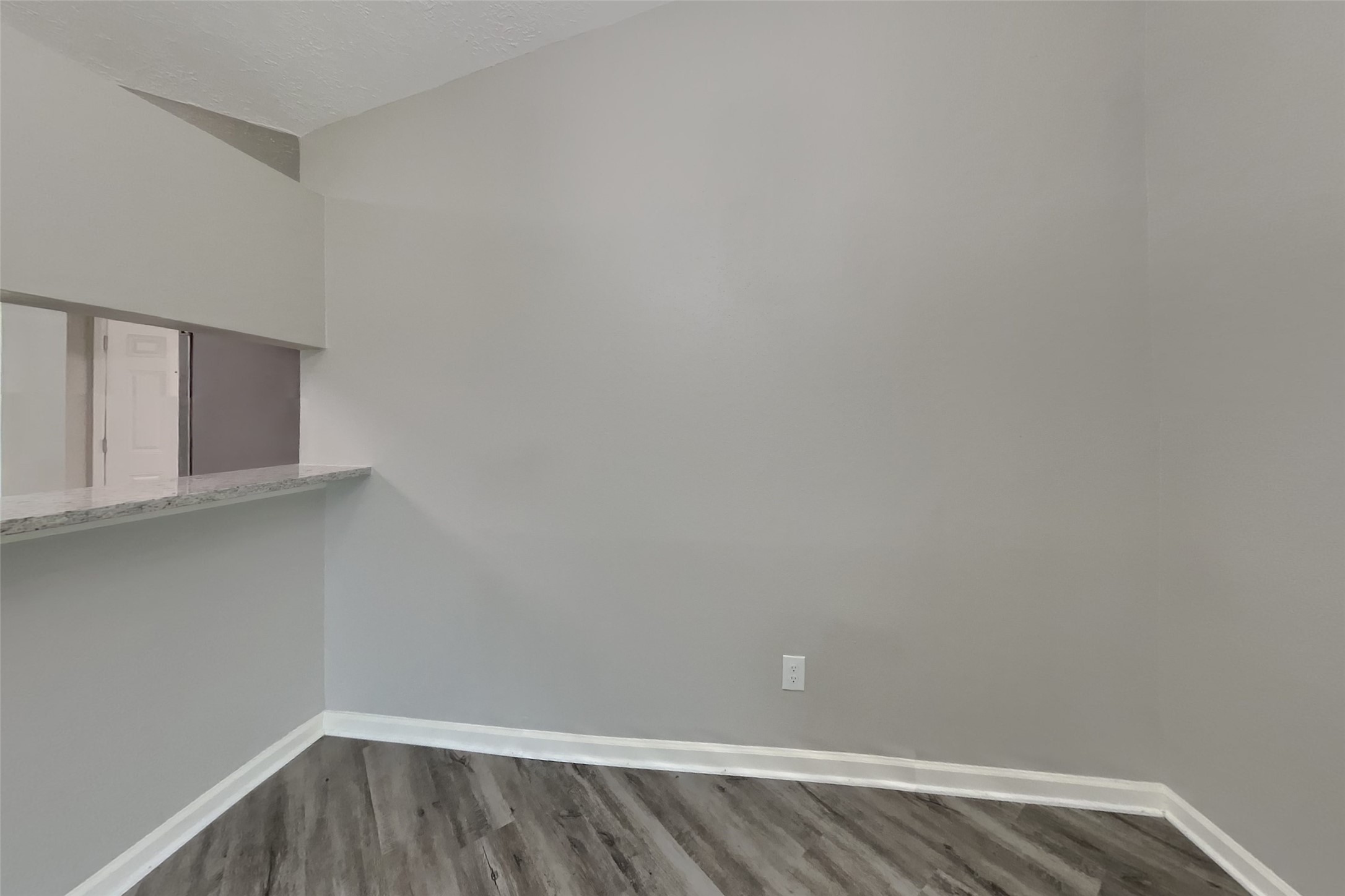 13102 Kingsmill Drive Property Photo 8