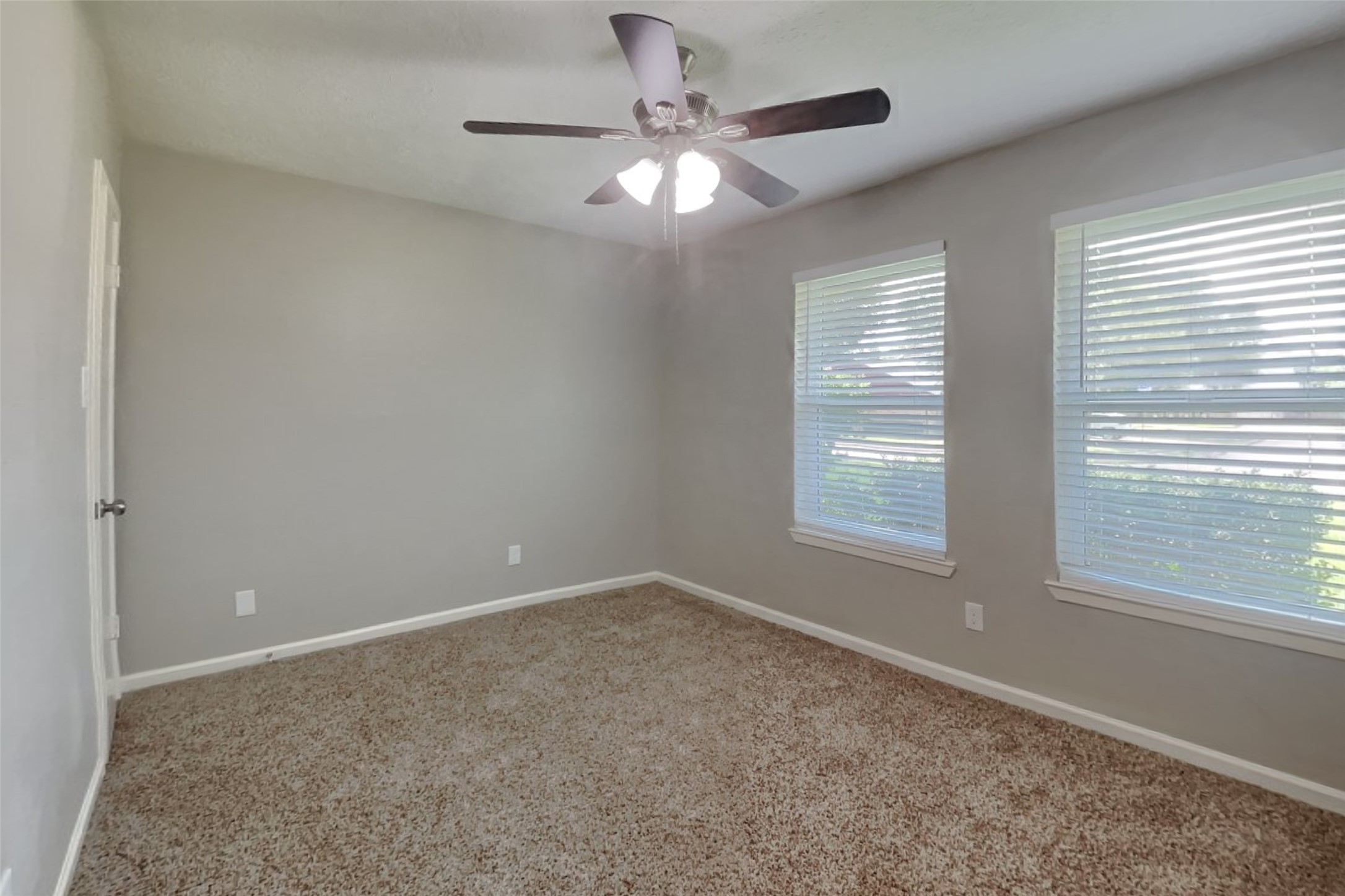13102 Kingsmill Drive Property Photo 16