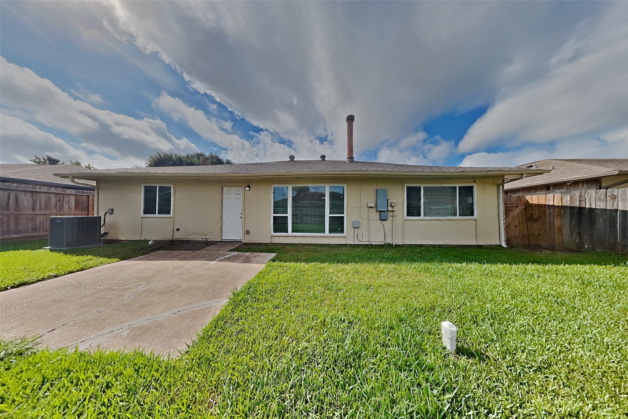 13102 Kingsmill Drive Property Photo 17