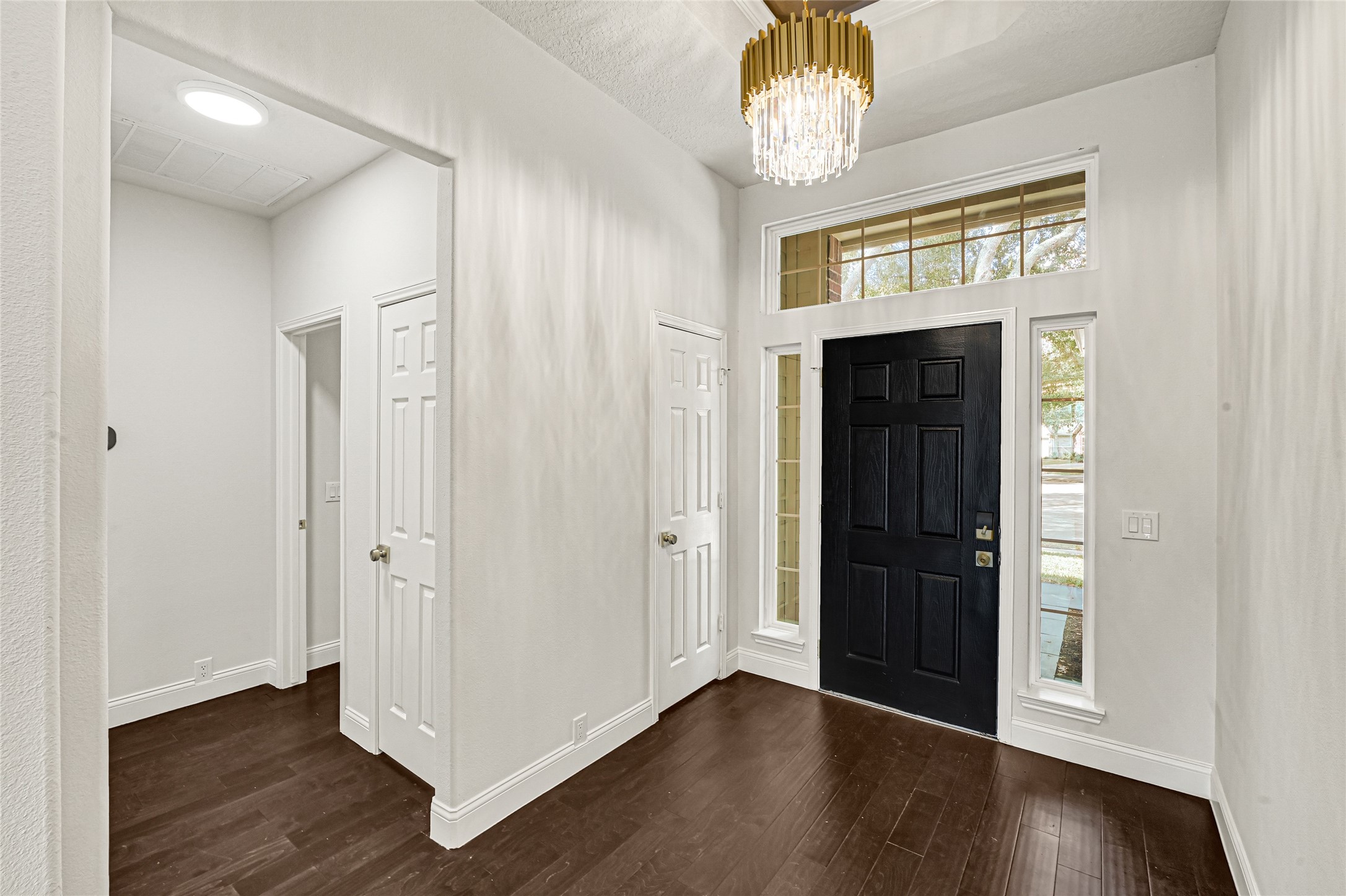 5826 Prade Ranch Lane Property Photo 4
