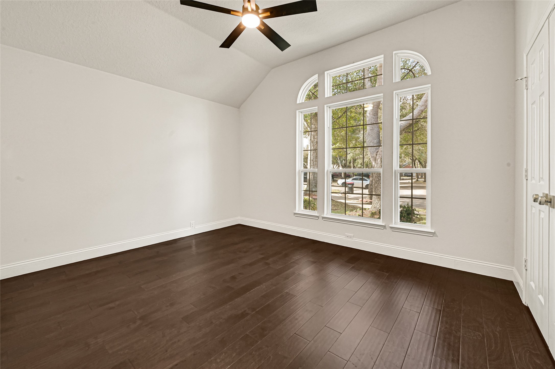 5826 Prade Ranch Lane Property Photo 9