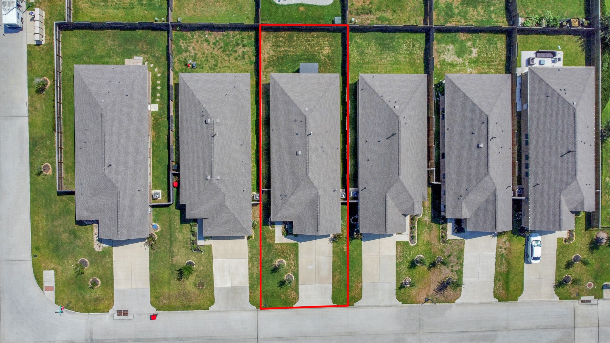 18518 Hilltop Climb Drive Property Photo 32
