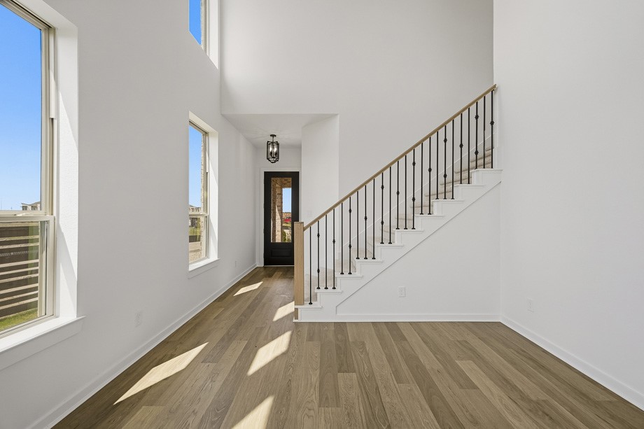 16702 Skylark Forest Drive Property Photo 4