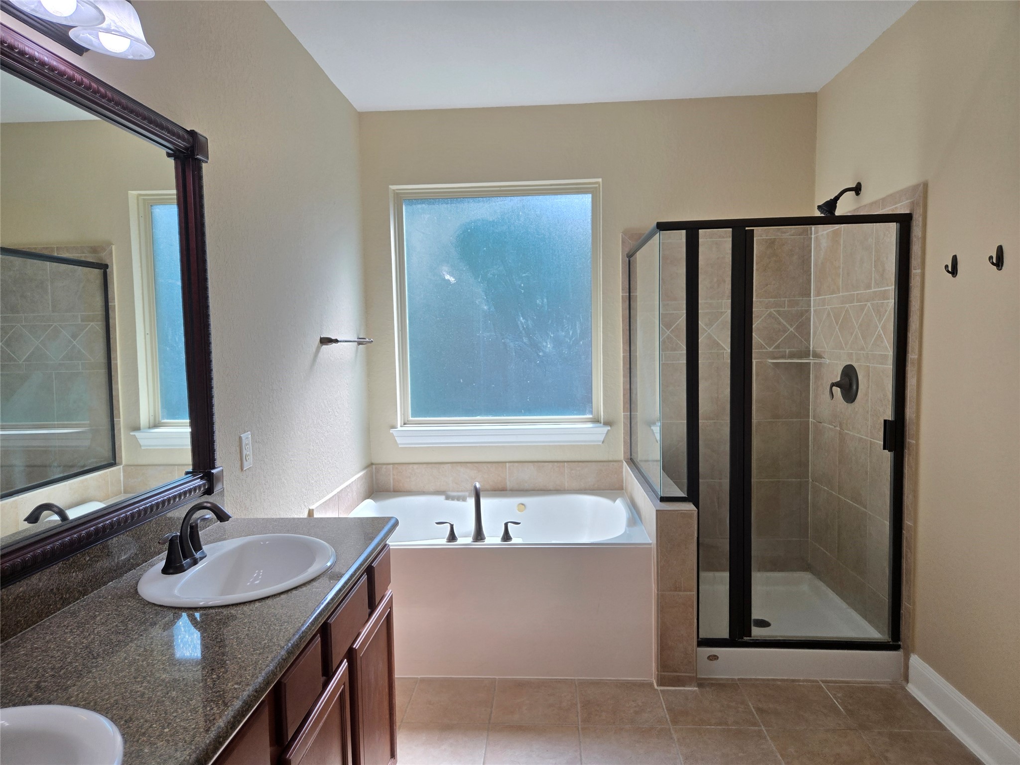 6611 Rosemary Knoll Lane Property Photo 6