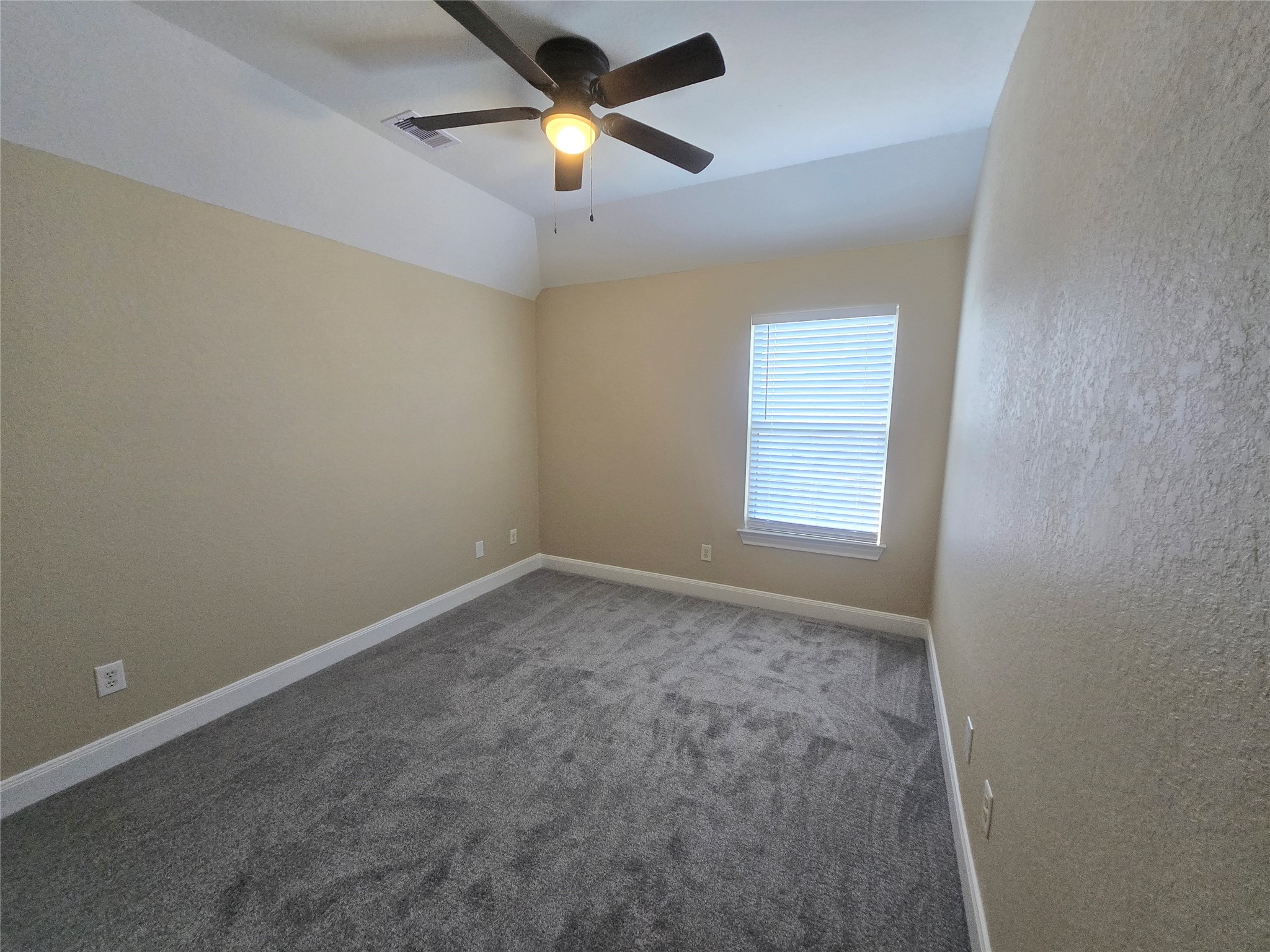 6611 Rosemary Knoll Lane Property Photo 27