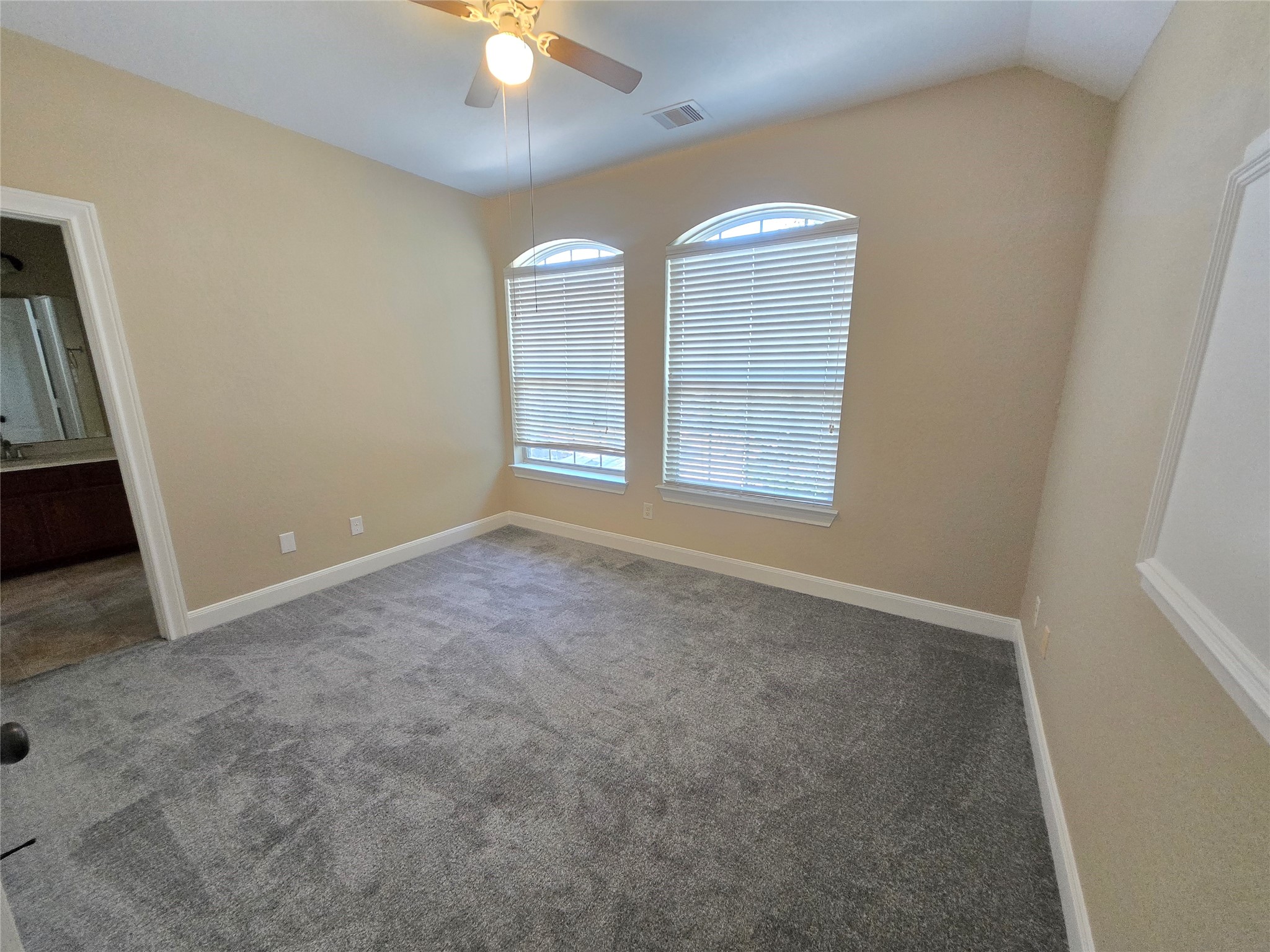 6611 Rosemary Knoll Lane Property Photo 30