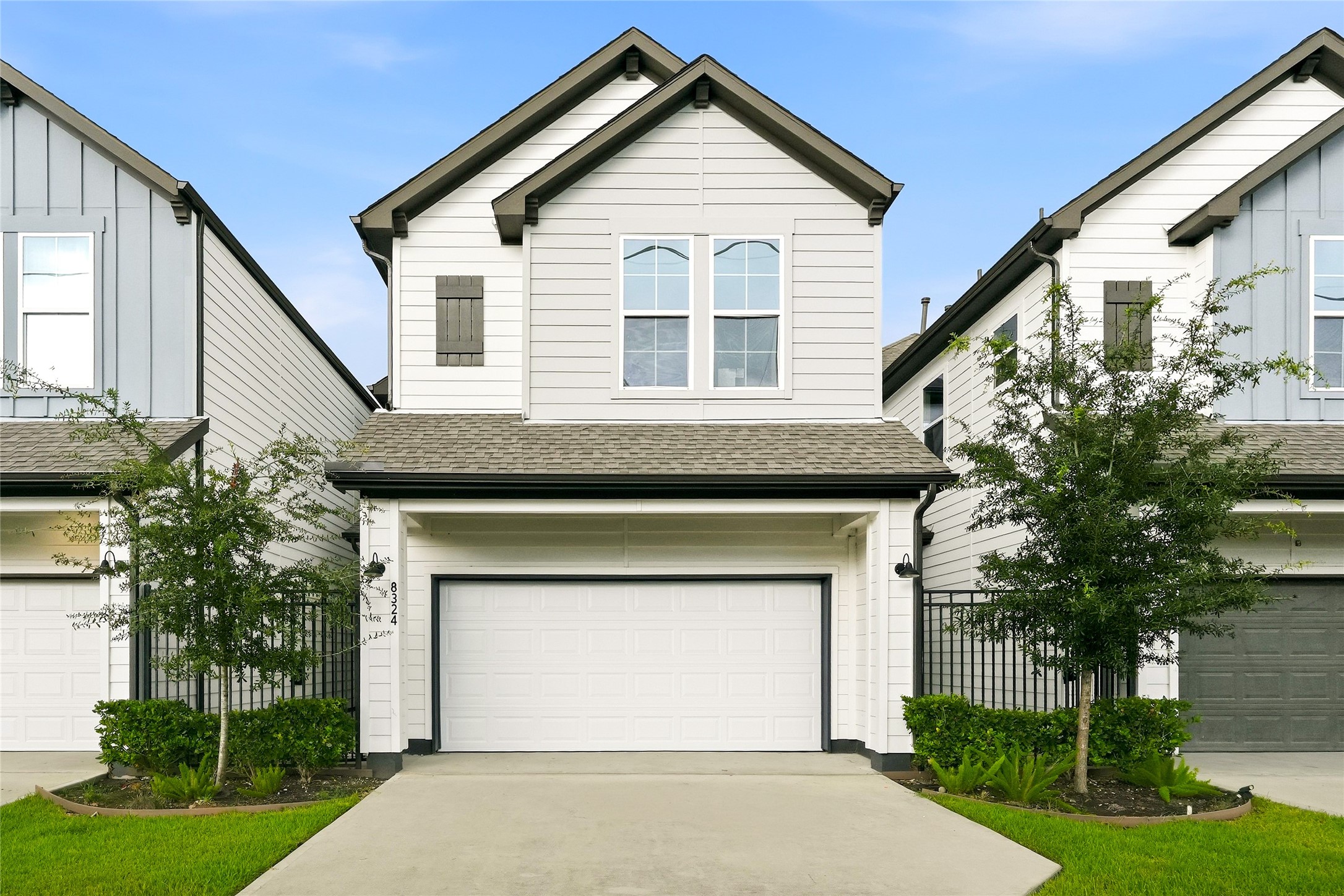 8324 Curry Road Property Photo 1