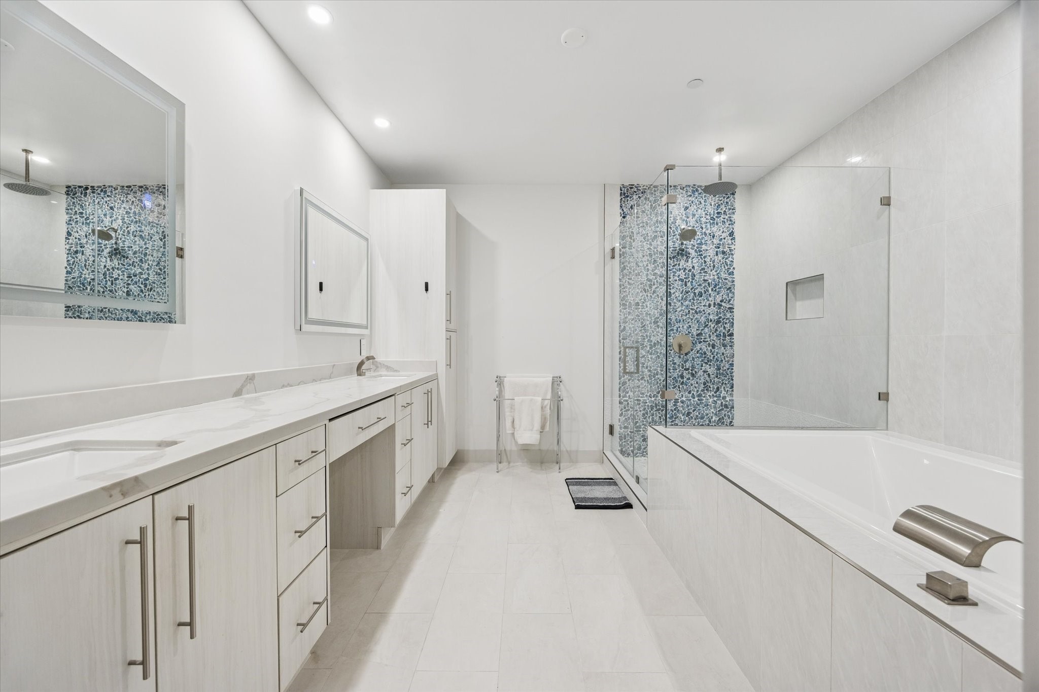 1600 Post Oak Boulevard 802 Property Photo 11