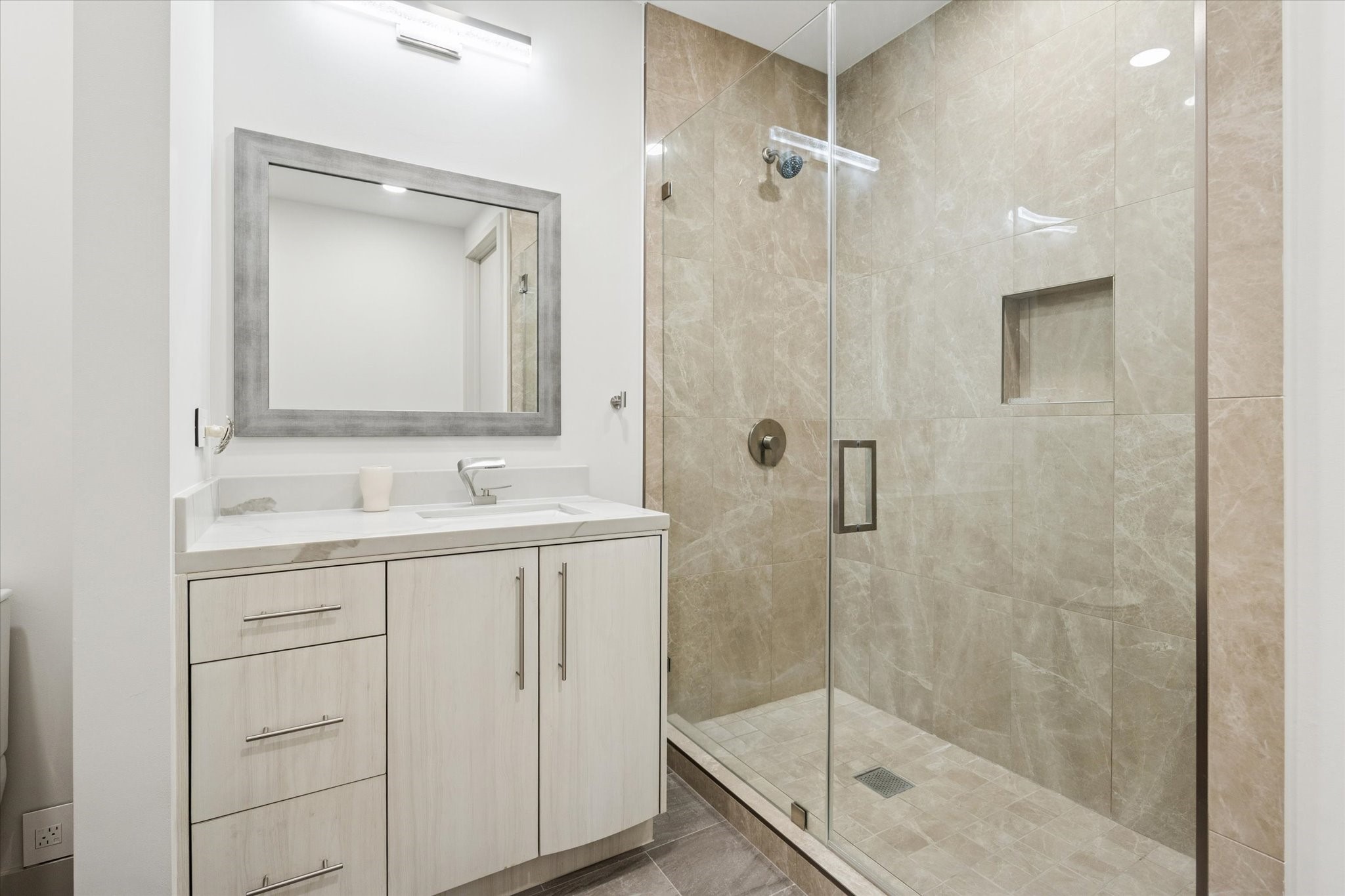 1600 Post Oak Boulevard 802 Property Photo 18