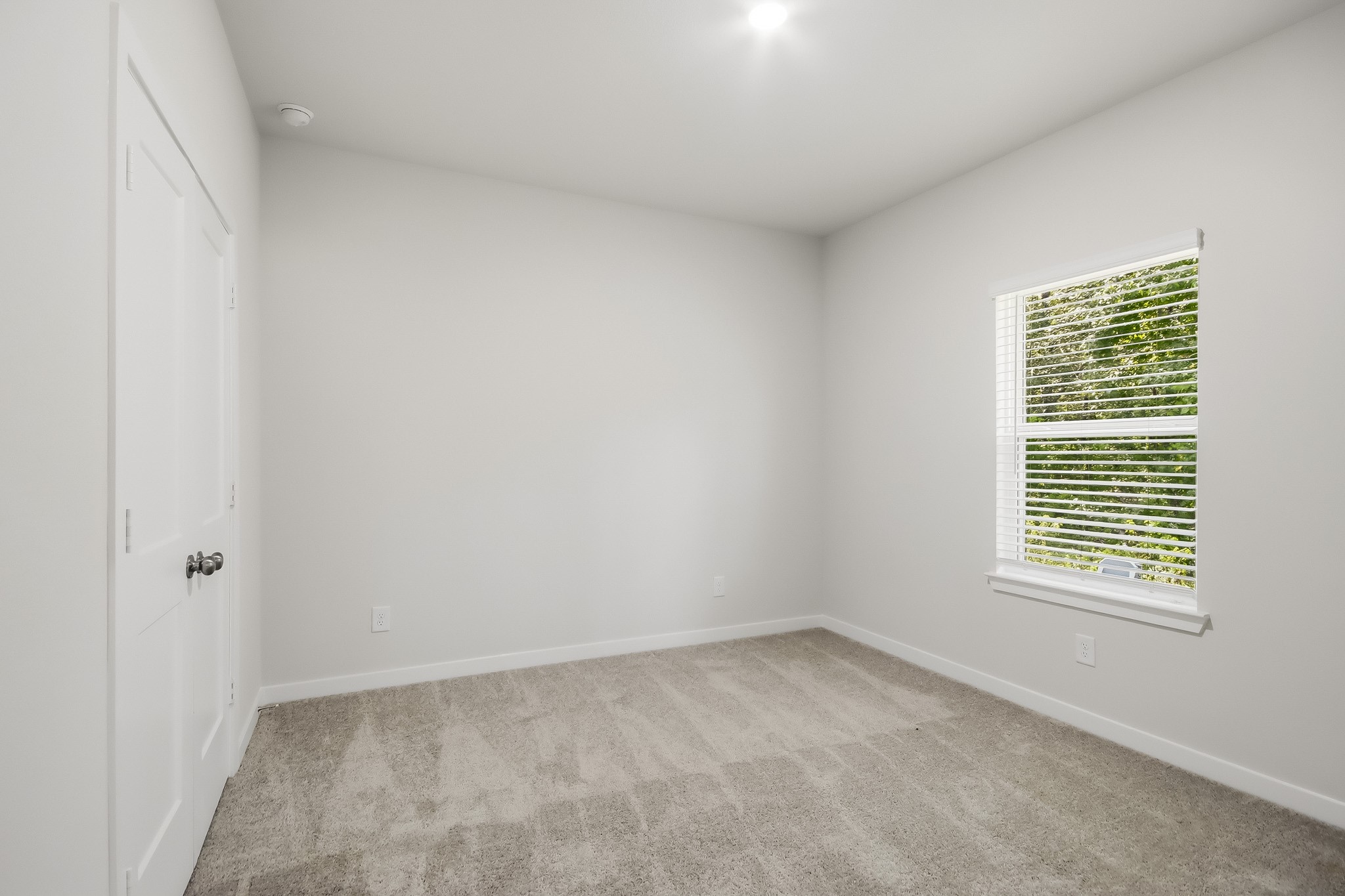 1355 Coastal Drive Property Photo 14