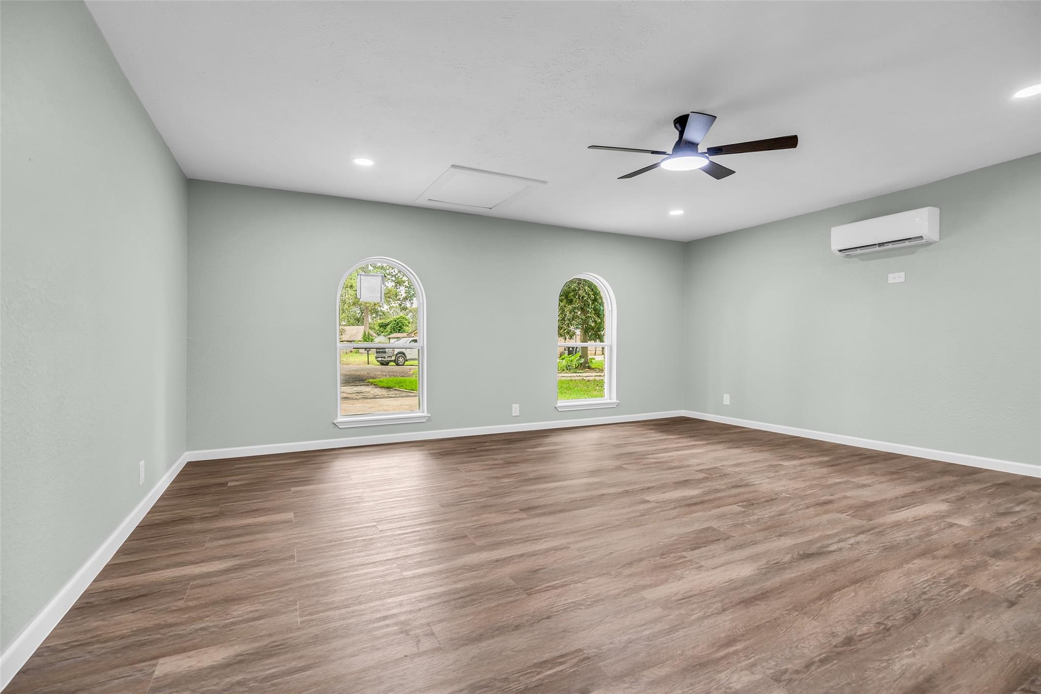 24614 Moorgate Lane Property Photo 26