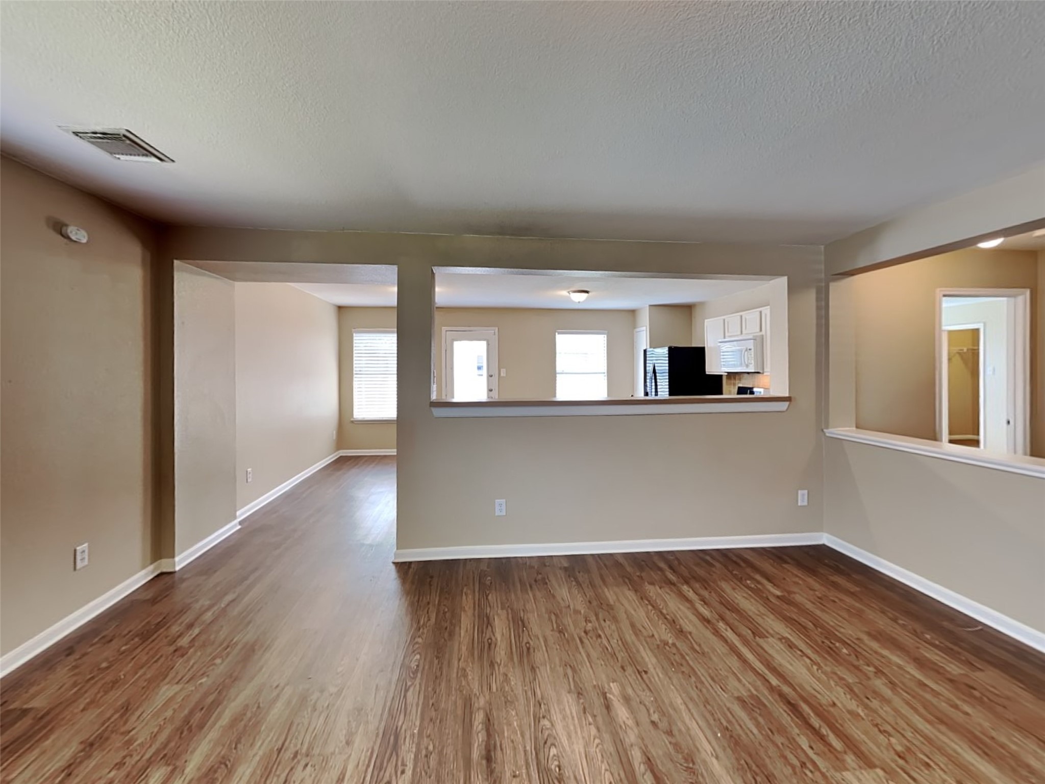 4818 Bentonite Boulevard Property Photo 8
