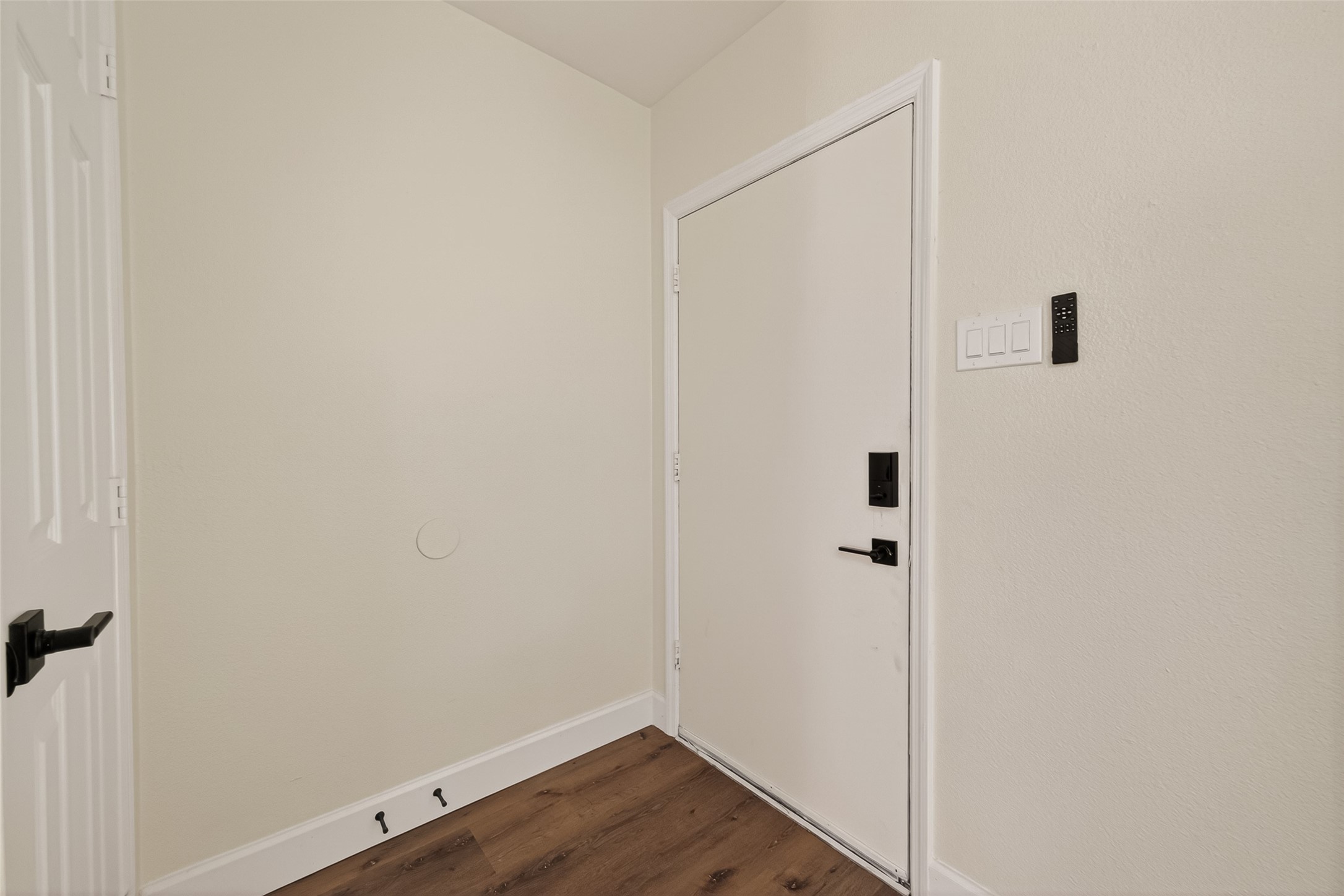 7714 Renwick Drive M67 Property Photo 8