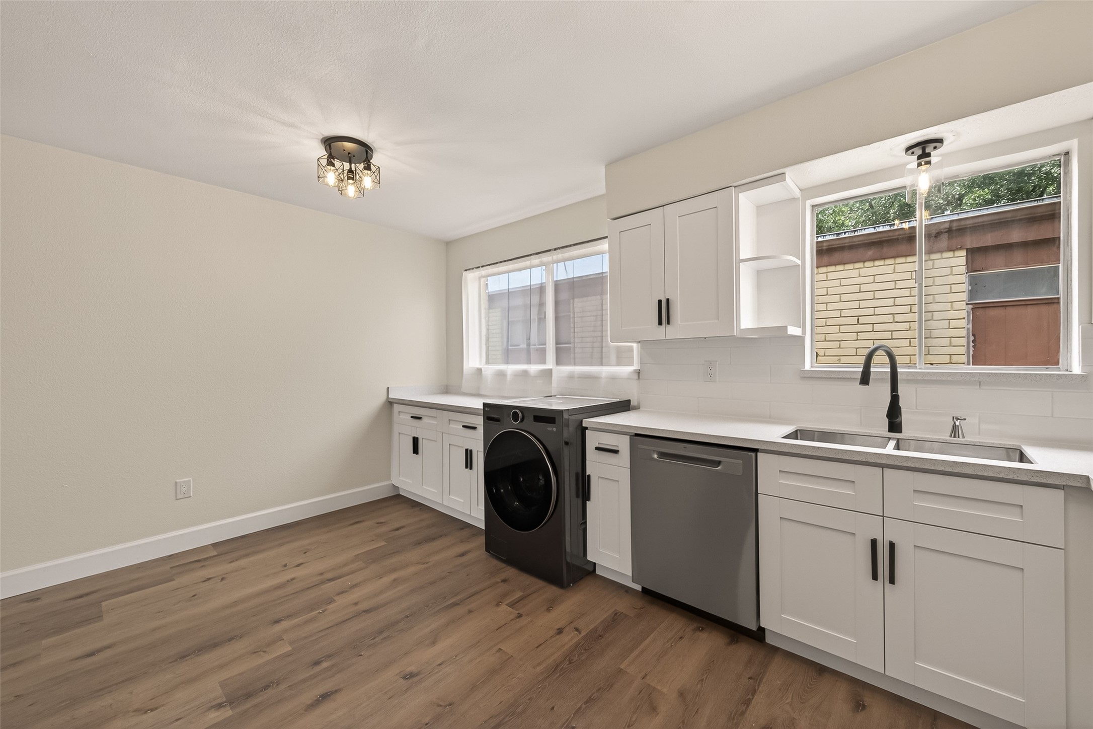 7714 Renwick Drive M67 Property Photo 17