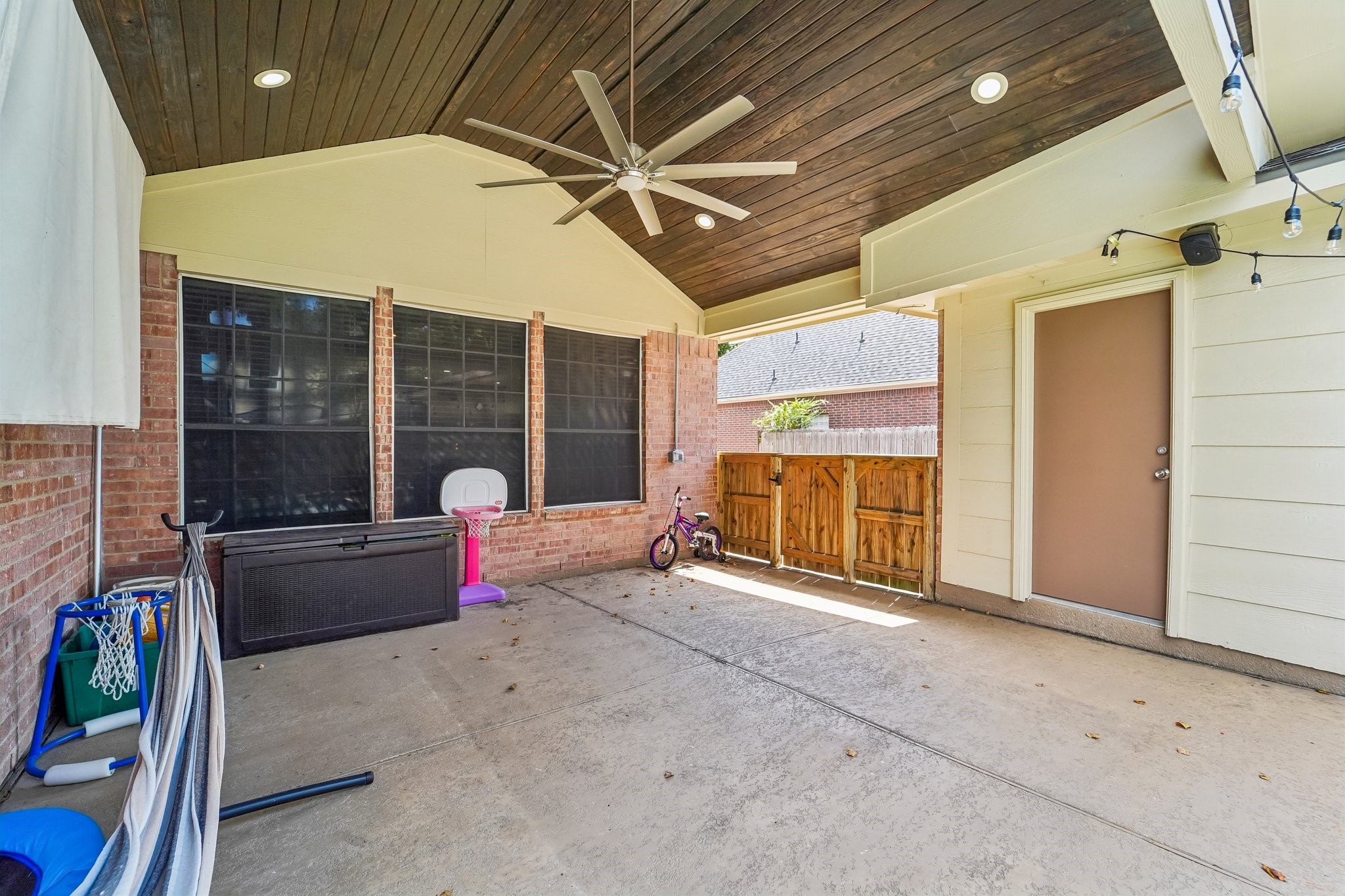 2424 Piney Woods Drive Property Photo 28
