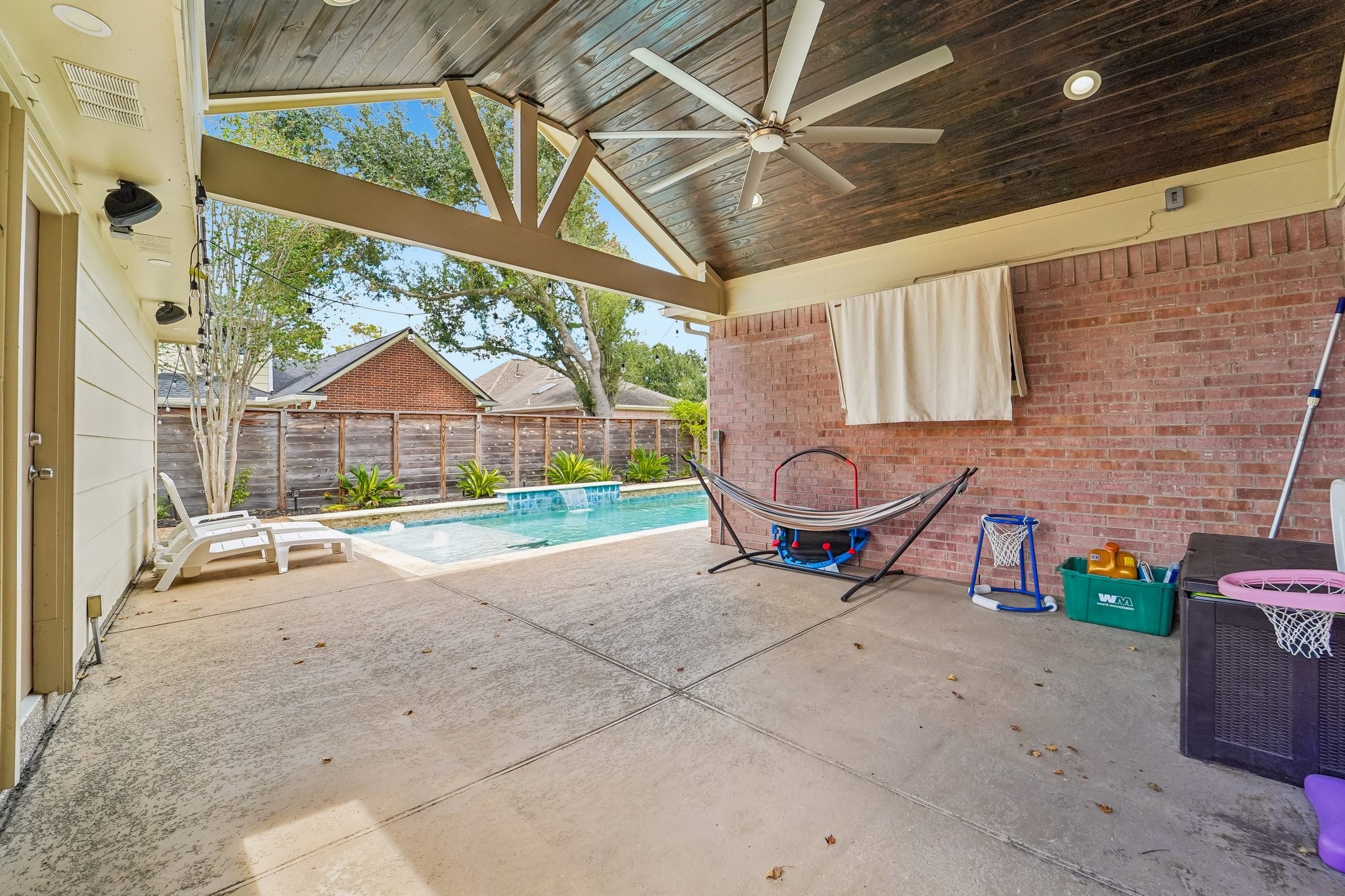 2424 Piney Woods Drive Property Photo 29