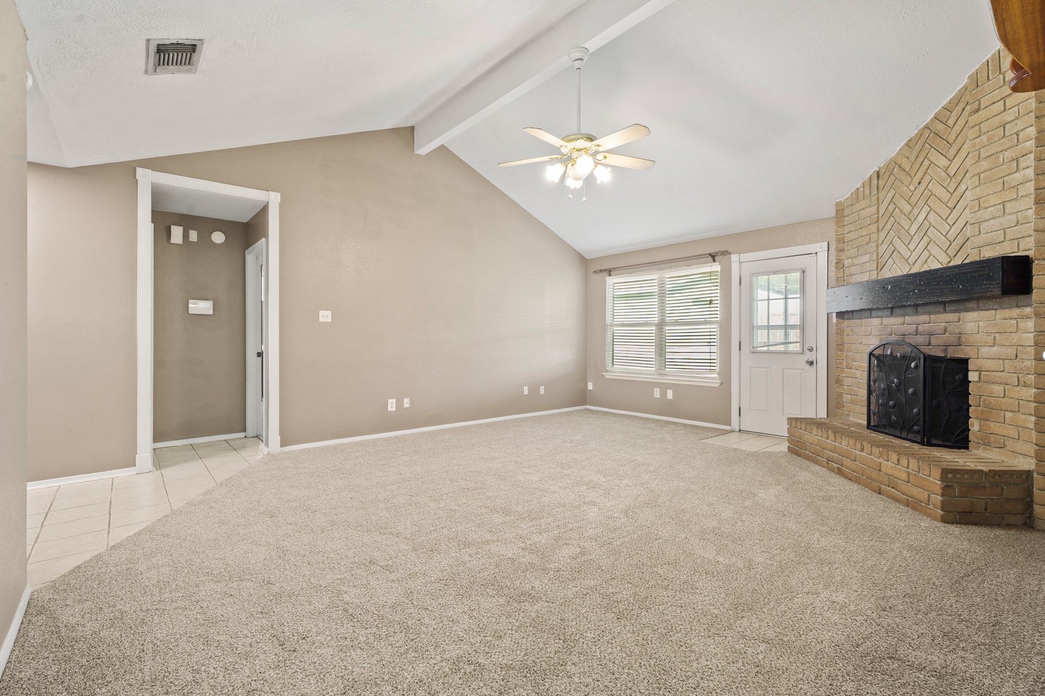 3877 Pecan Circle Property Photo 6
