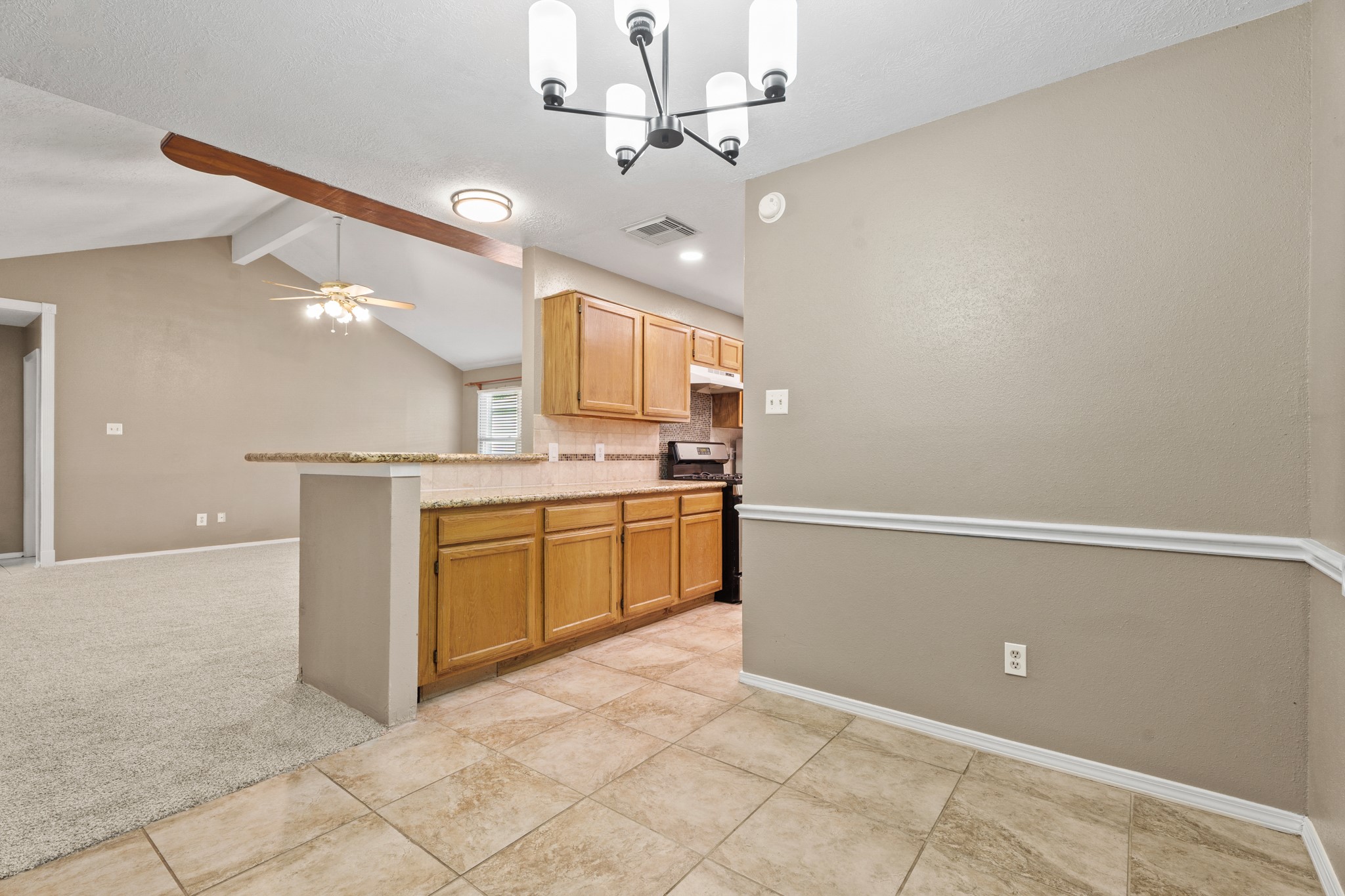 3877 Pecan Circle Property Photo 8
