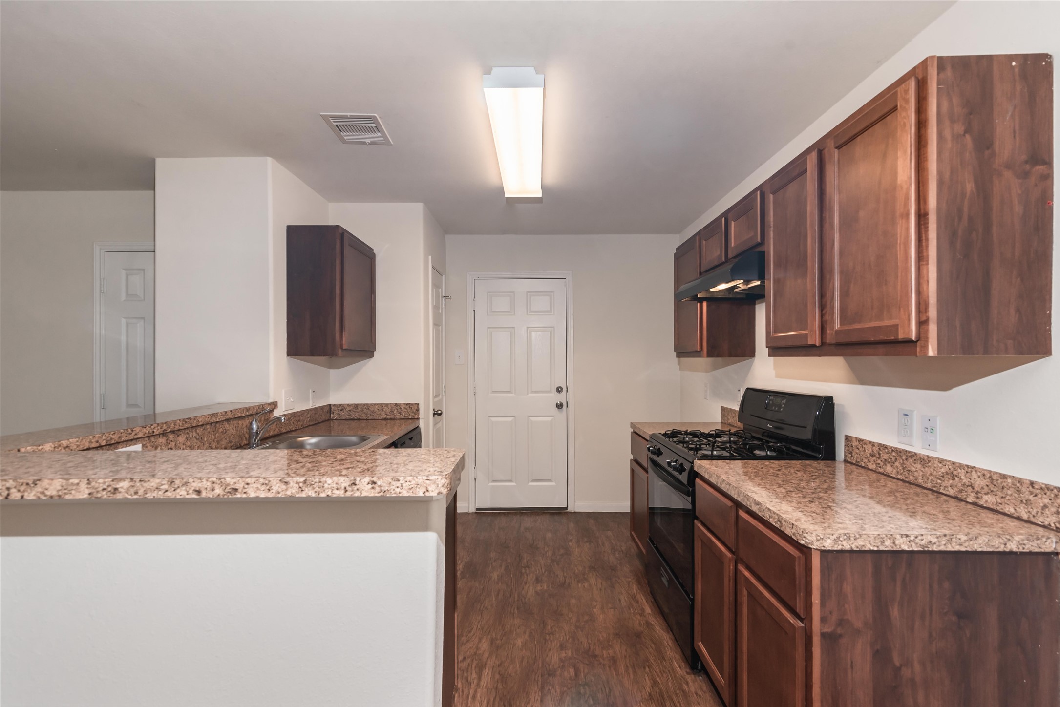 15210 Lucky Star Drive Property Photo 5