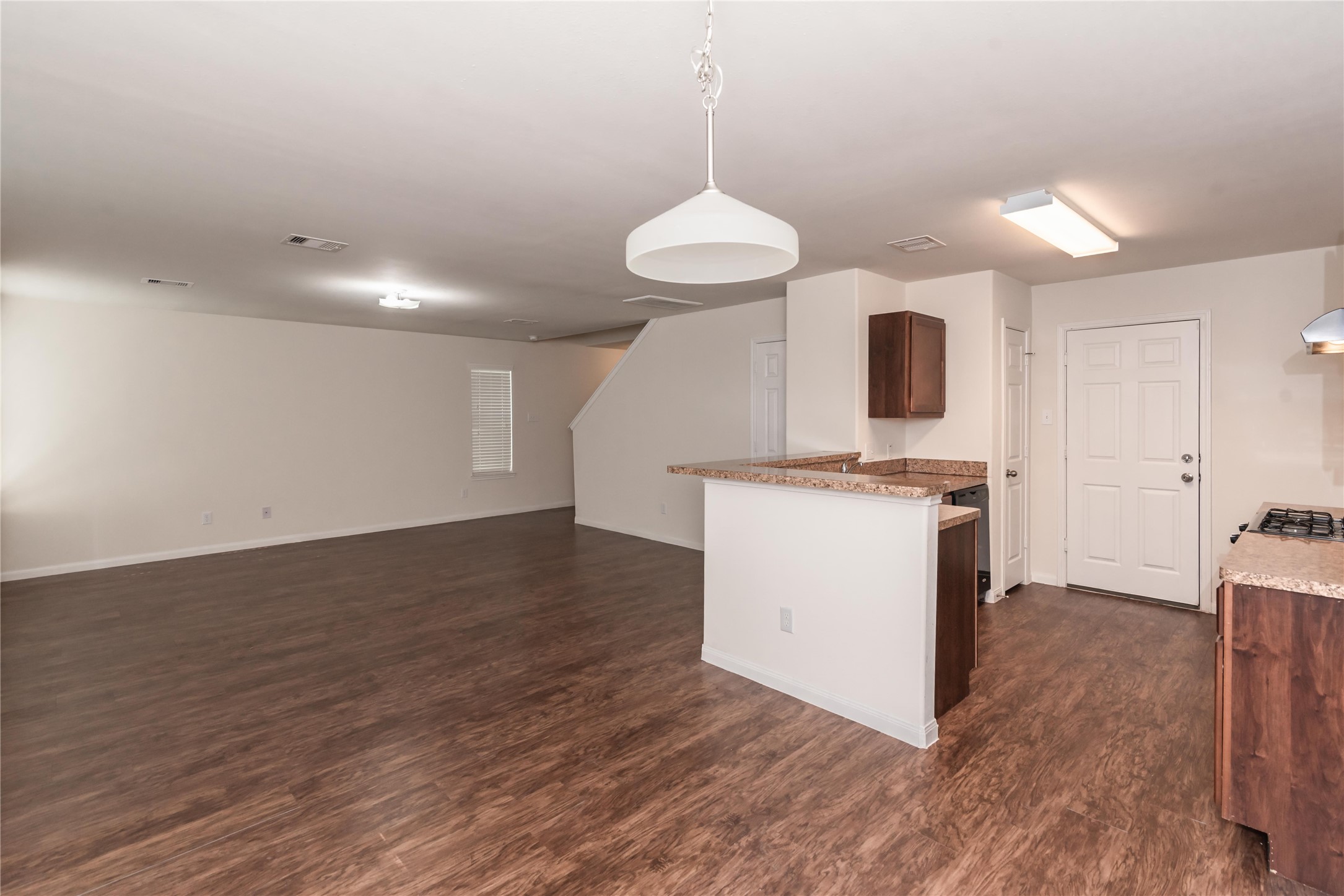 15210 Lucky Star Drive Property Photo 6
