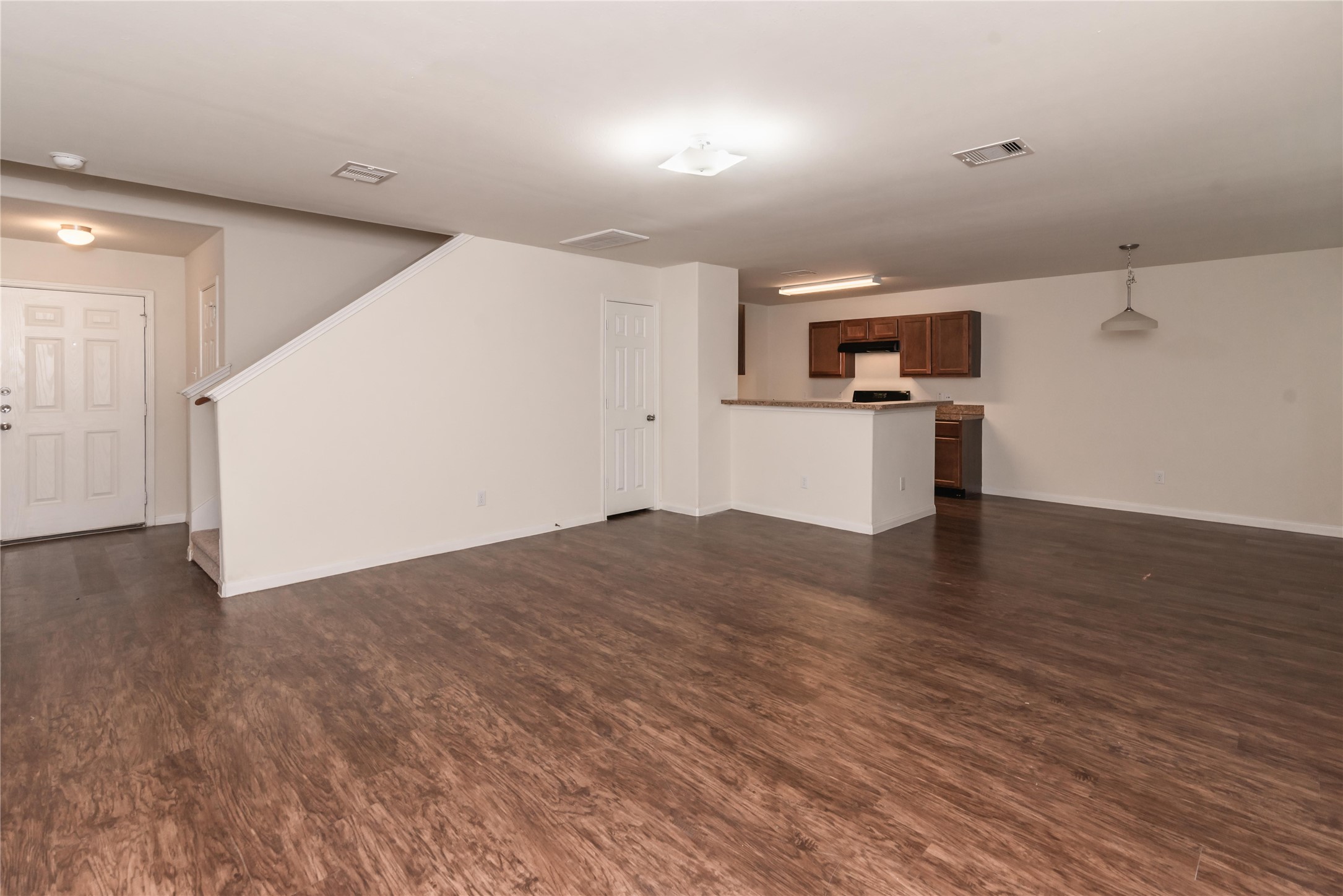 15210 Lucky Star Drive Property Photo 7