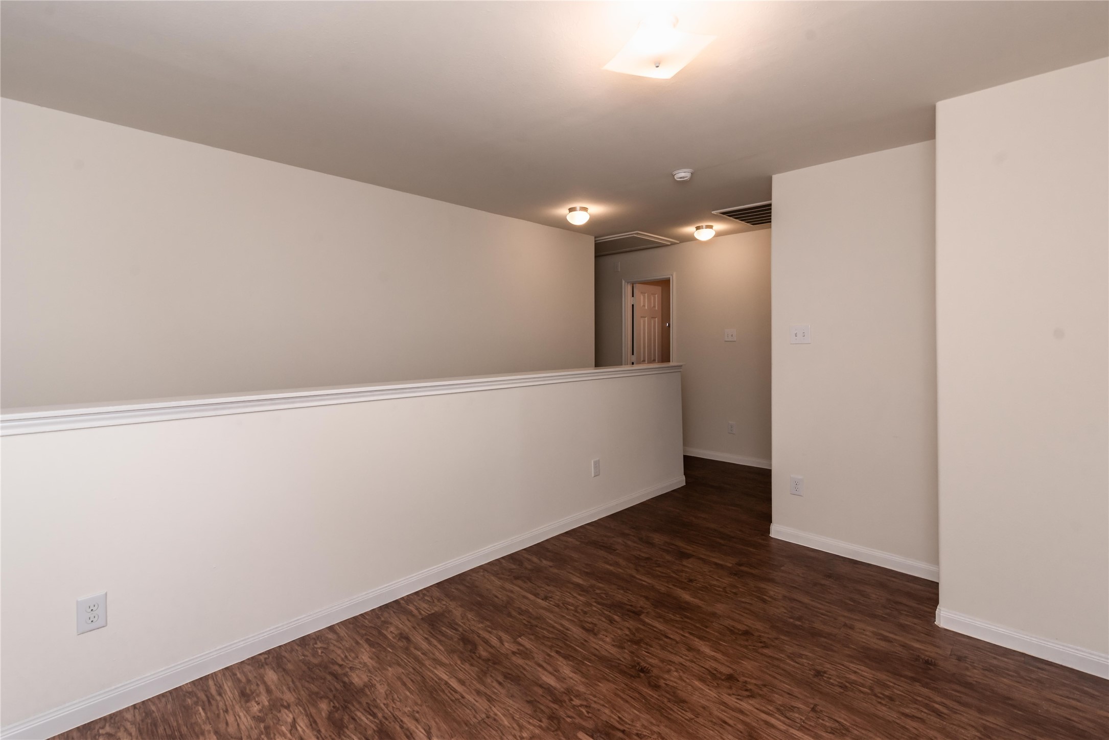 15210 Lucky Star Drive Property Photo 8