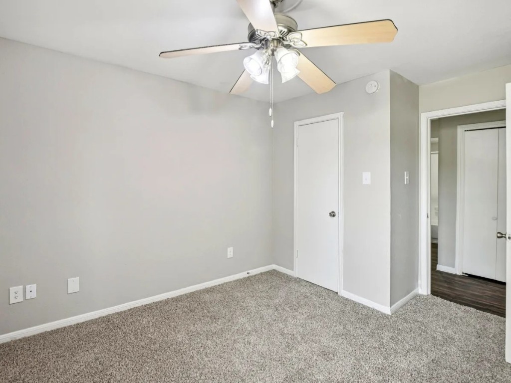 4211 Clay Hill Drive 1214 Property Photo 9
