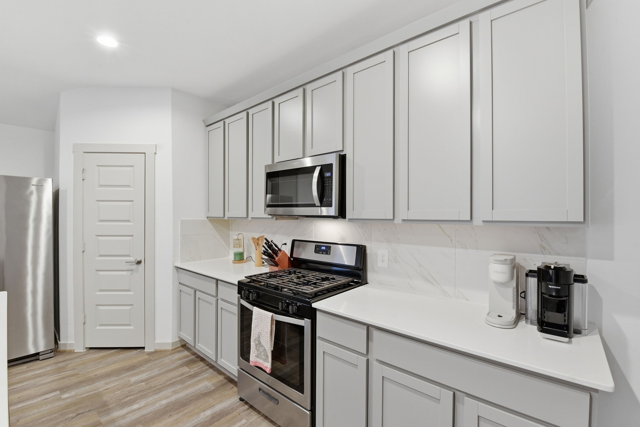 19035 Denstone Cliff Way Property Photo 8
