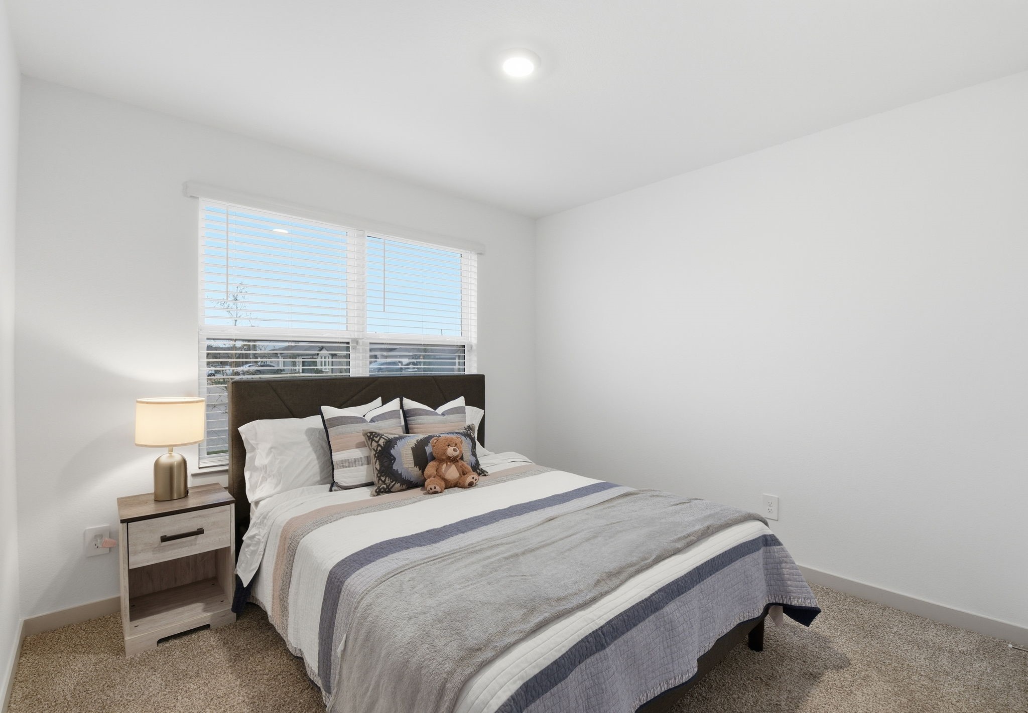 19035 Denstone Cliff Way Property Photo 24