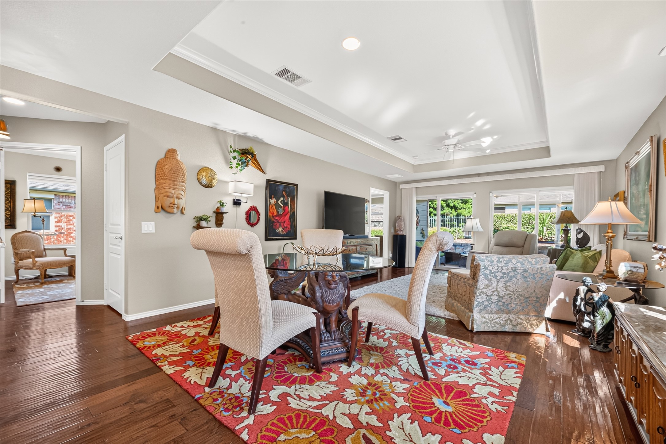 1126 Oleander Way Property Photo 4